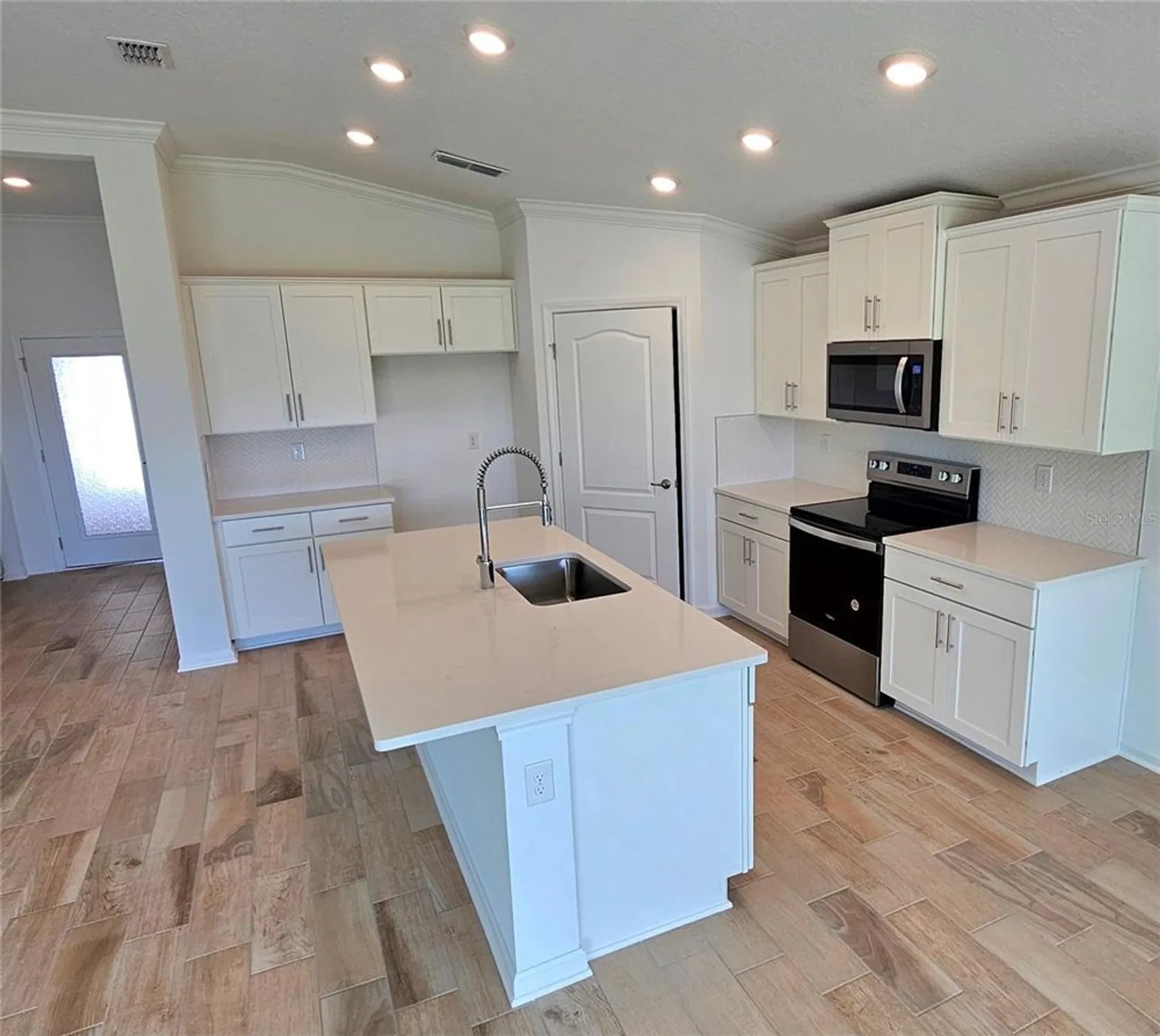 Property Slideshow image 11 of 77 | 154 greenwood dr, Palm Coast, FL, 32137