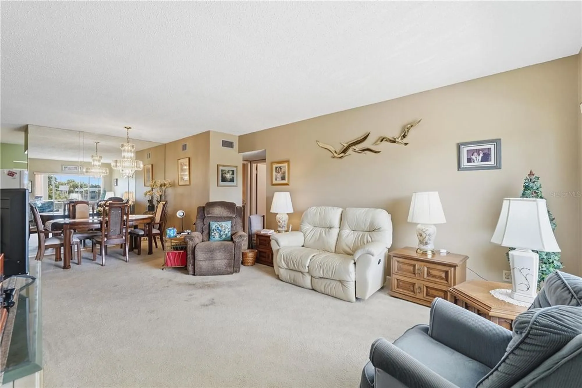 Property Slideshow image 5 of 22 | 2428 columbia dr 54, Clearwater, FL, 33763