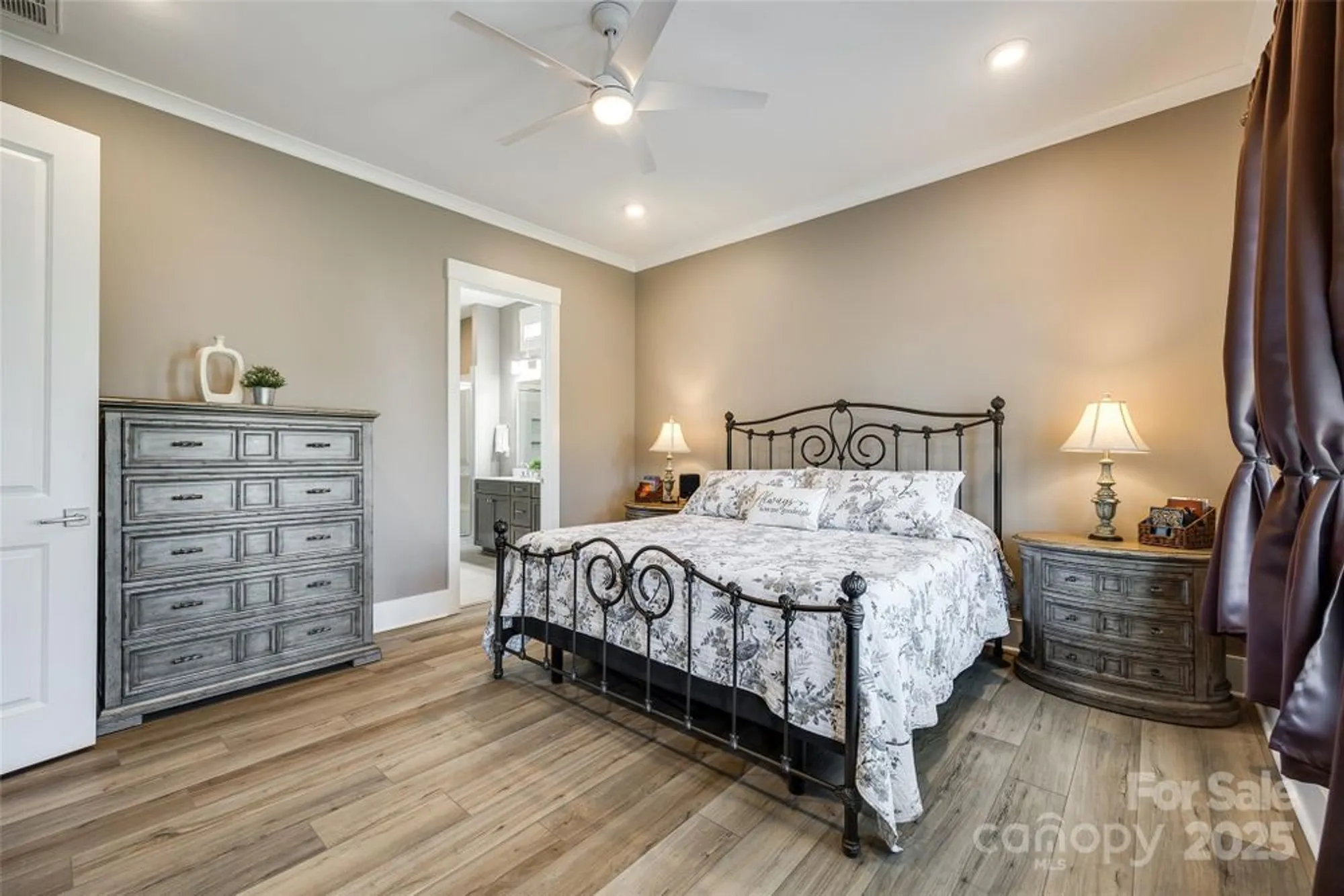 Property Slideshow image 16 of 41 | 2370 whitebark dr, Fort Mill, SC, 29707