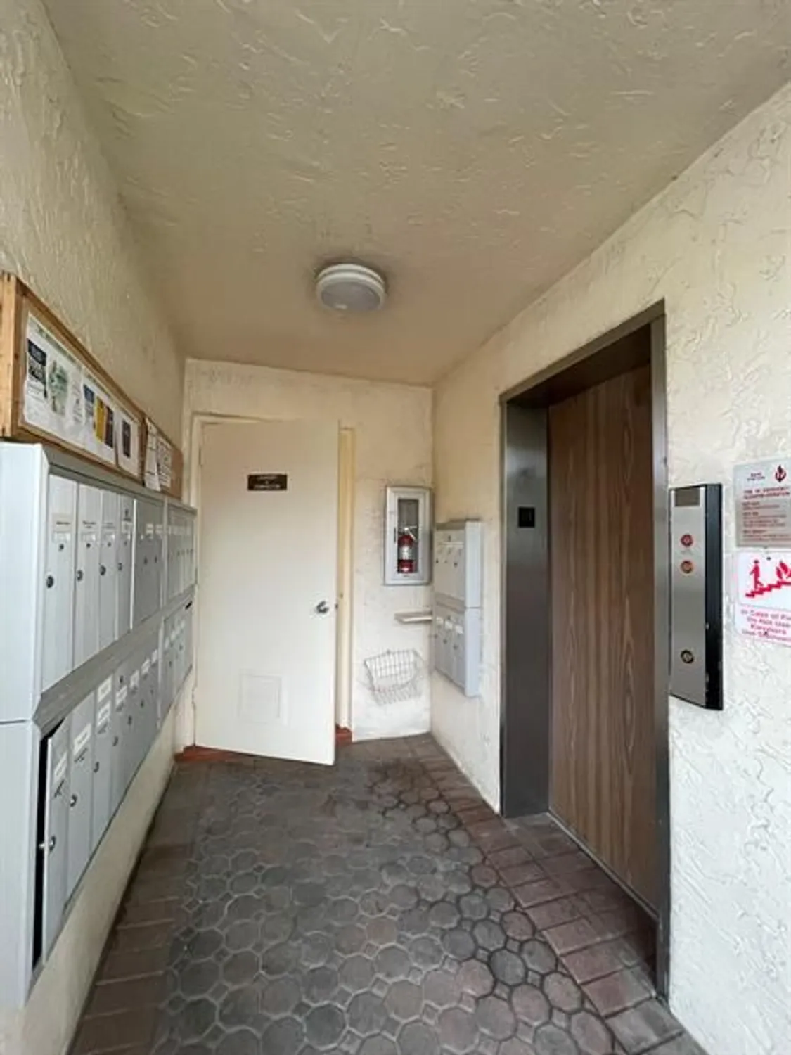 Property Slideshow image 91 of 99 | 361 s hollybrook dr 103, Pembroke Pines, FL, 33025