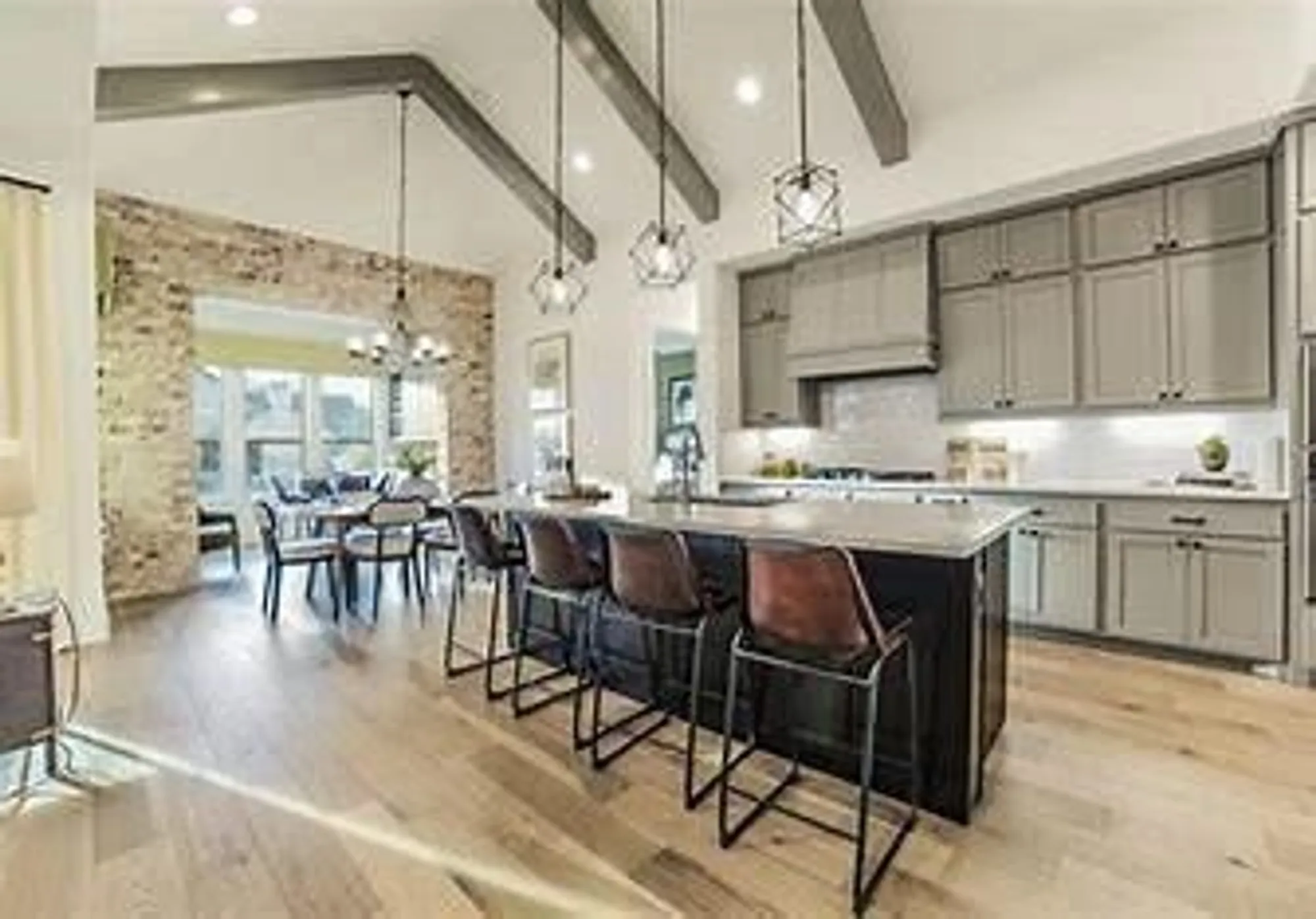Property Slideshow image 23 of 28 | 5924 carmona trl, Fort Worth, TX, 76123