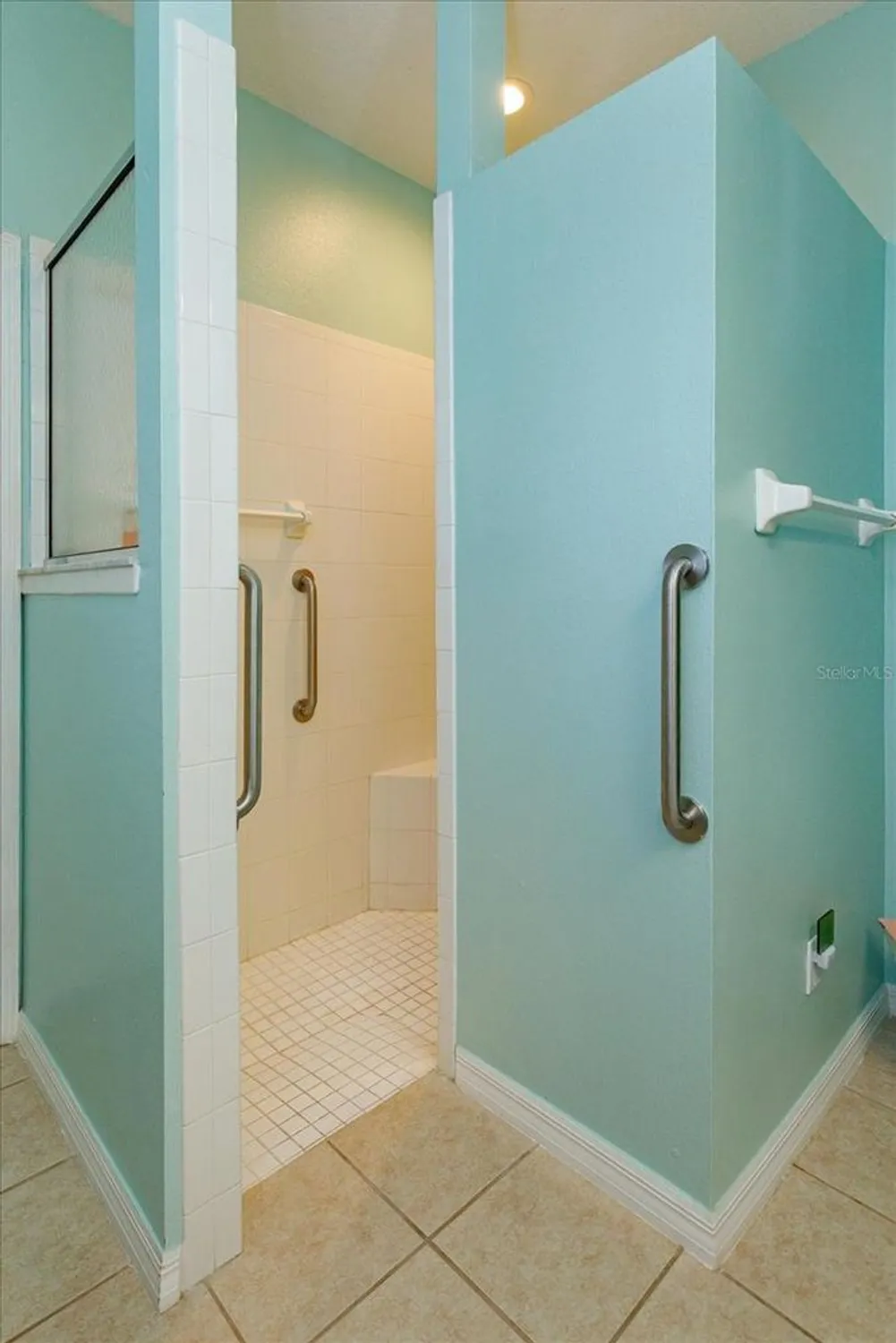 Property Slideshow image 19 of 28 | 5401 essex ct, Leesburg, FL, 34748