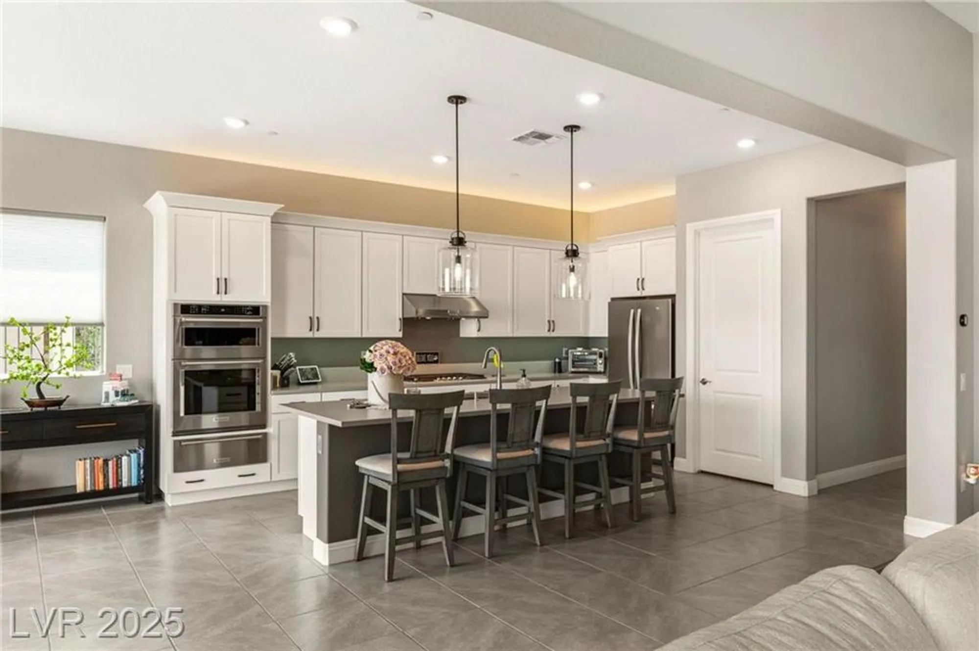 Property Slideshow image 15 of 70 | 160 stone mesa ct, Henderson, NV, 89011