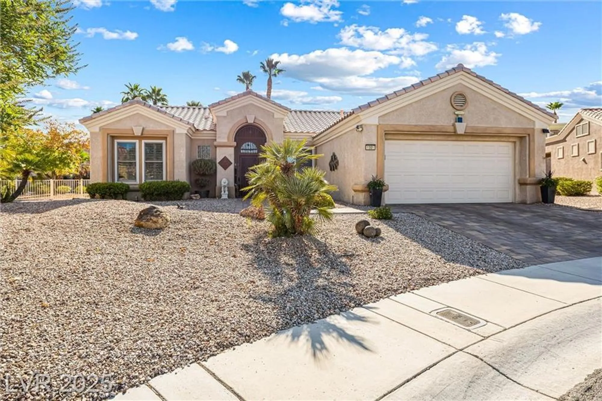 Property Slideshow image 4 of 55 | 1901 capestone st, Las Vegas, NV, 89134