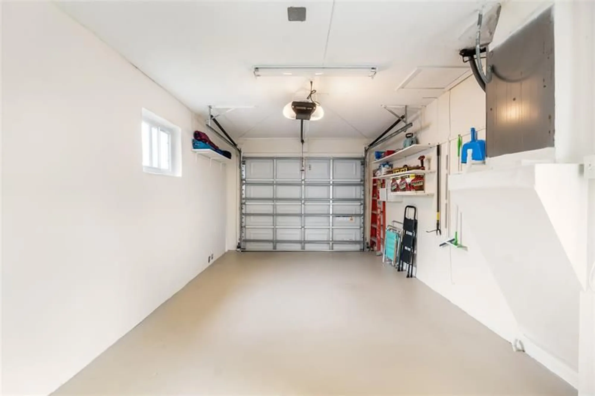 Property Slideshow image 24 of 30 | 985 nw 69th ave, Margate, FL, 33063