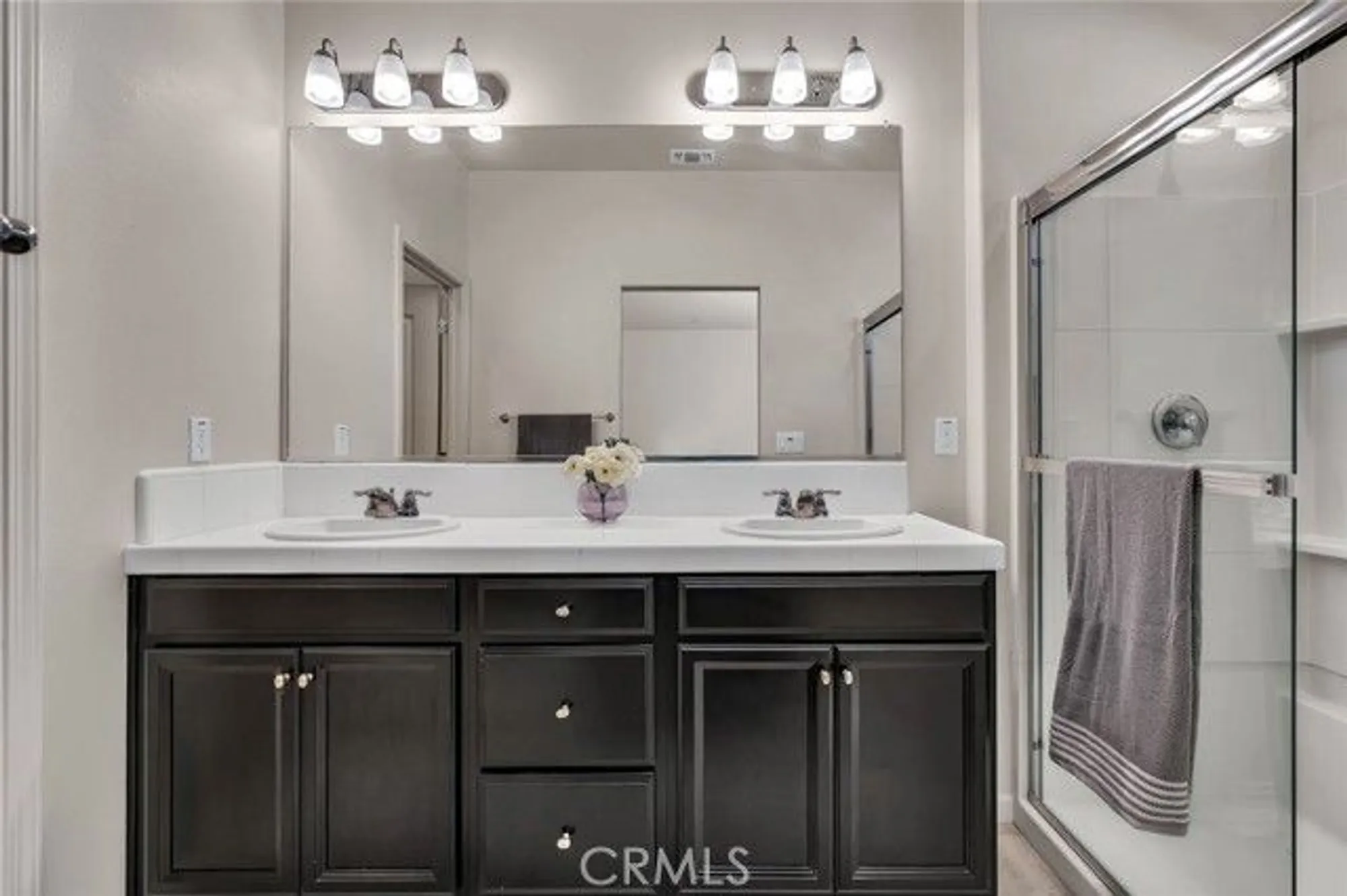 Property Slideshow image 22 of 42 | 860 fritz dr, Los Banos, CA, 93635