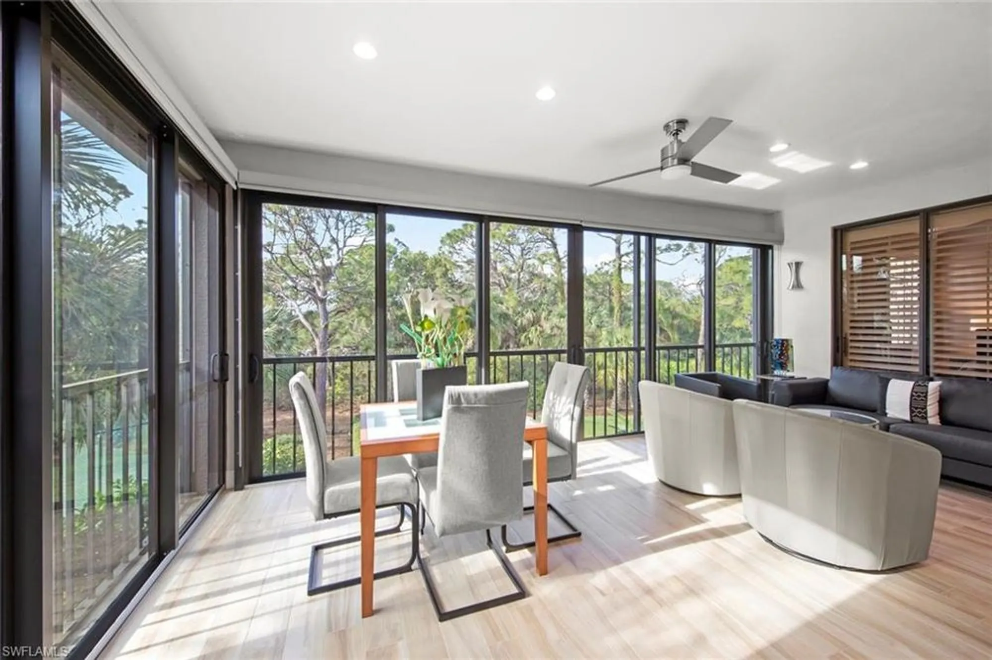 Property Slideshow image 4 of 40 | 27031 oakwood lake dr 201, Bonita Springs, FL, 34134