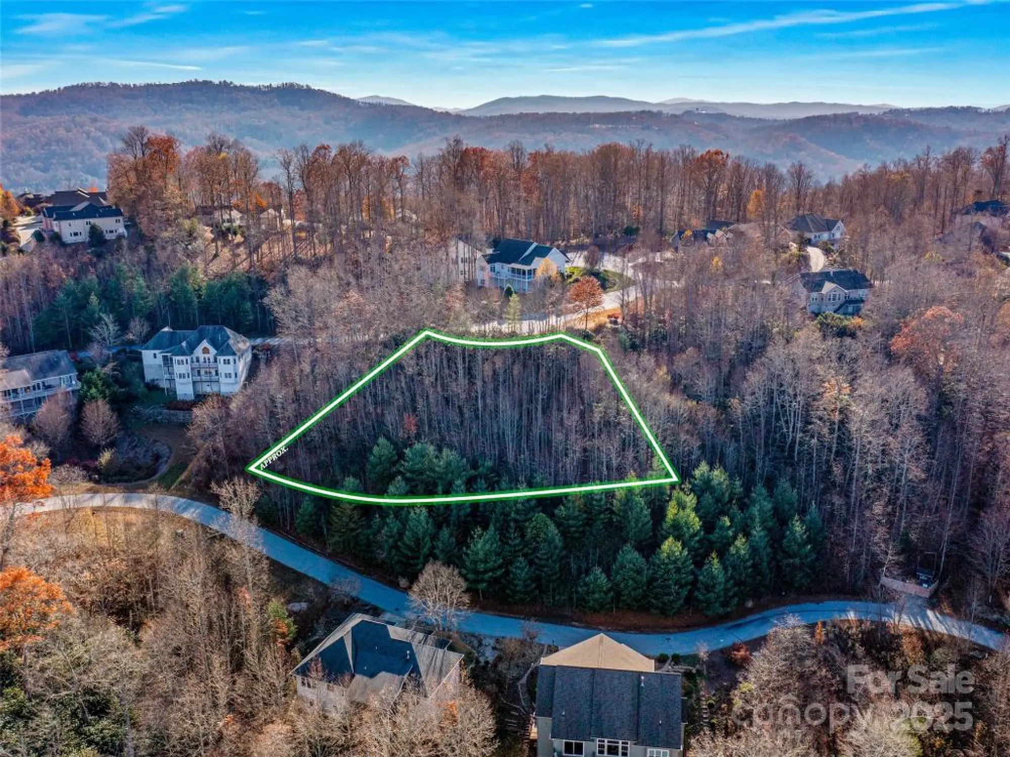 Property Slideshow image 22 of 36 | 99999 bay laurel ln, Hendersonville, NC, 28791