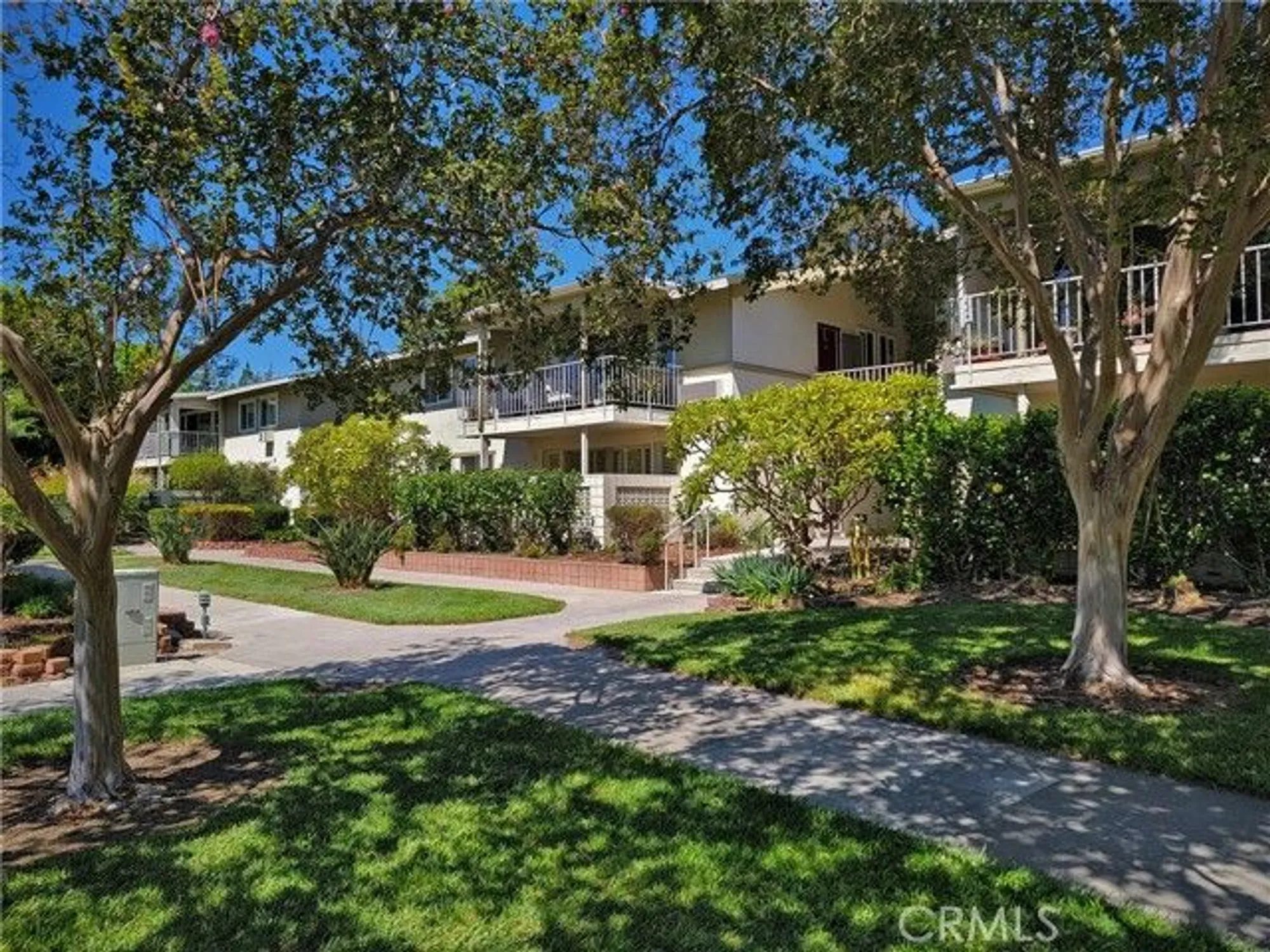 Property Slideshow image 1 of 27 | 224 avenida majorca a, Laguna Woods, CA, 92637