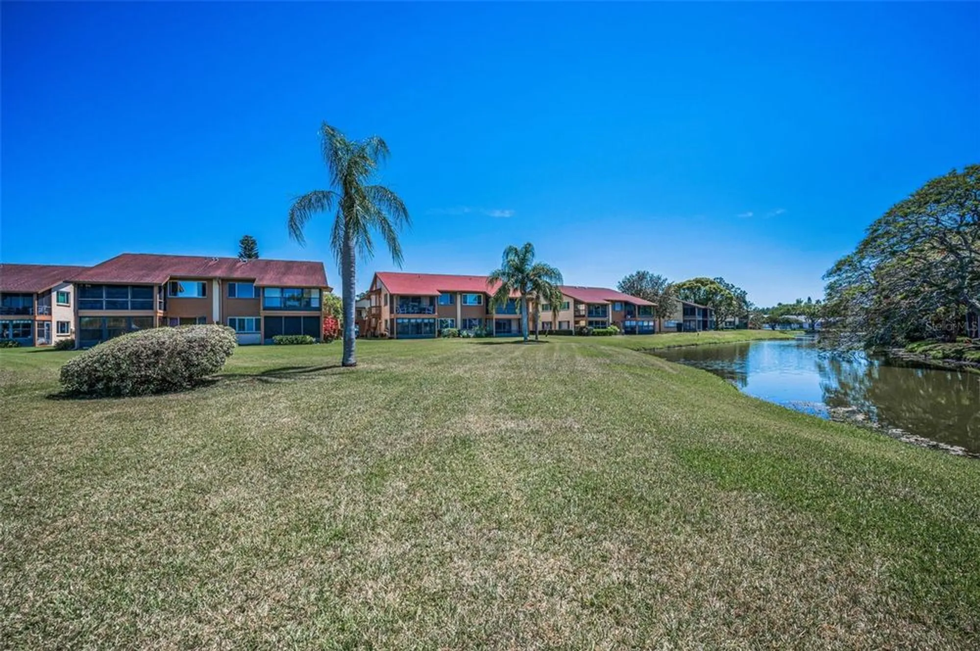 Property Slideshow image 12 of 89 | 3847 lighthouse way # 3847, New Port Richey, FL, 34652