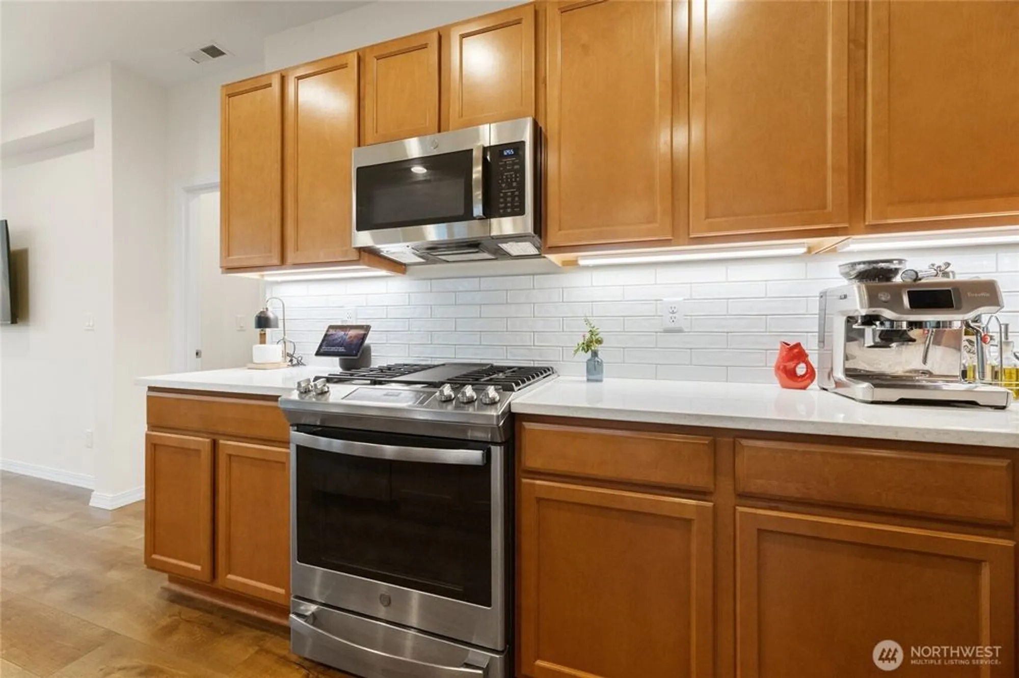 Property Slideshow image 12 of 33 | 22701 se 237th pl, Maple Valley, WA, 98038