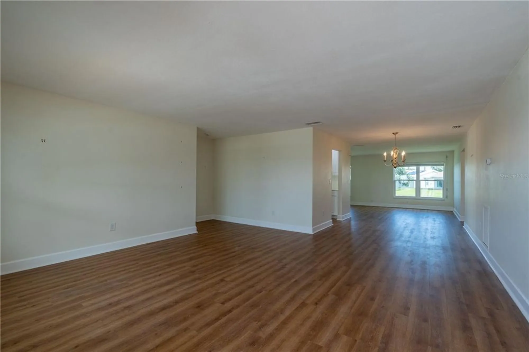 Property Slideshow image 11 of 37 | 9221 40th way n # 5, Pinellas Park, FL, 33782