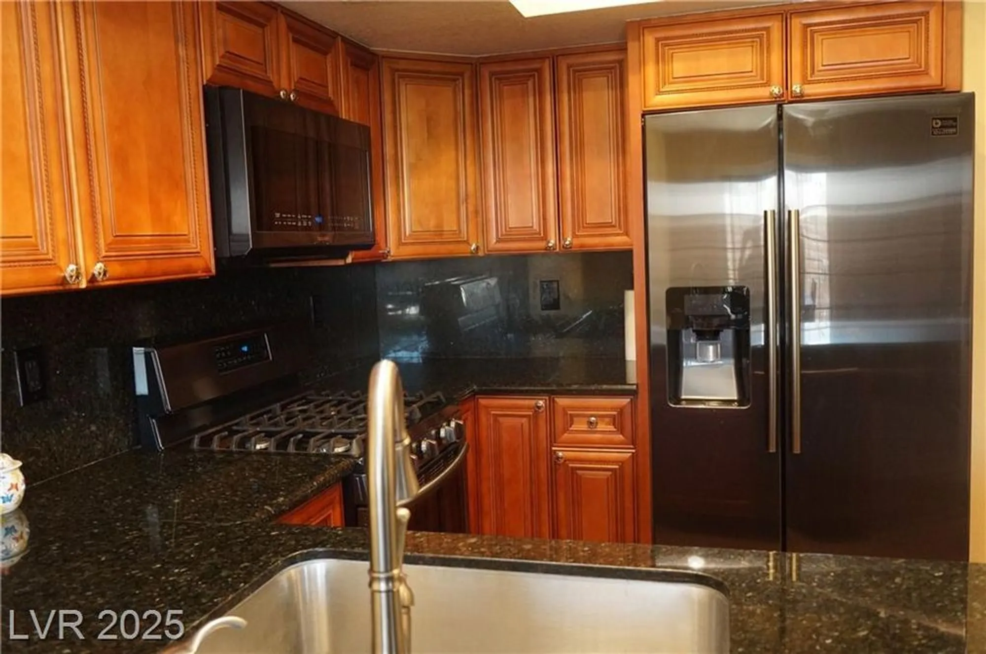 Property Slideshow image 18 of 30 | 2851 s valley view blvd 1134, Las Vegas, NV, 89102