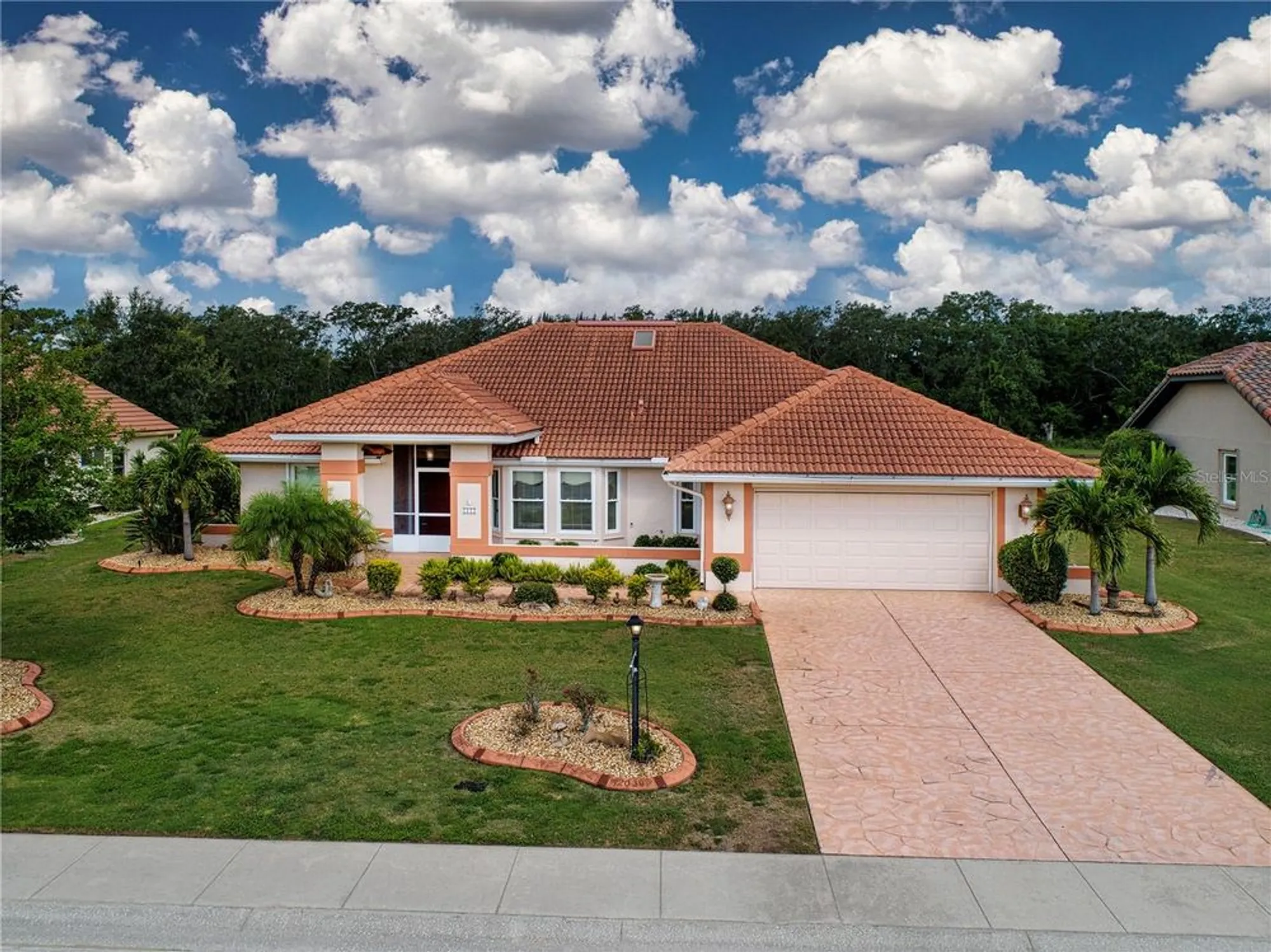 Property Slideshow image 1 of 61 | 2039 berry roberts dr, Sun City Center, FL, 33573