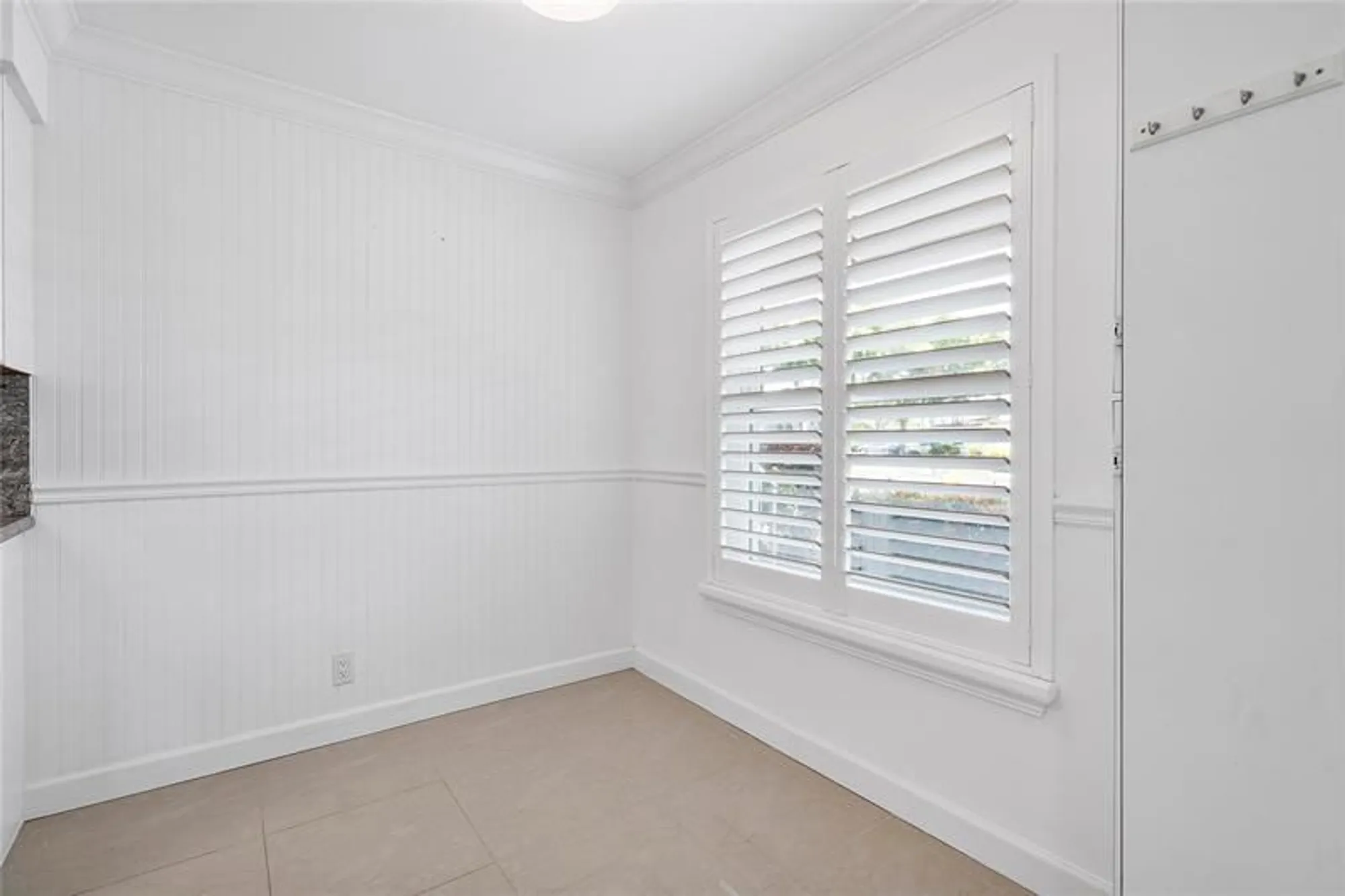 Property Slideshow image 5 of 20 | 13840 via flora a, Delray Beach, FL, 33484