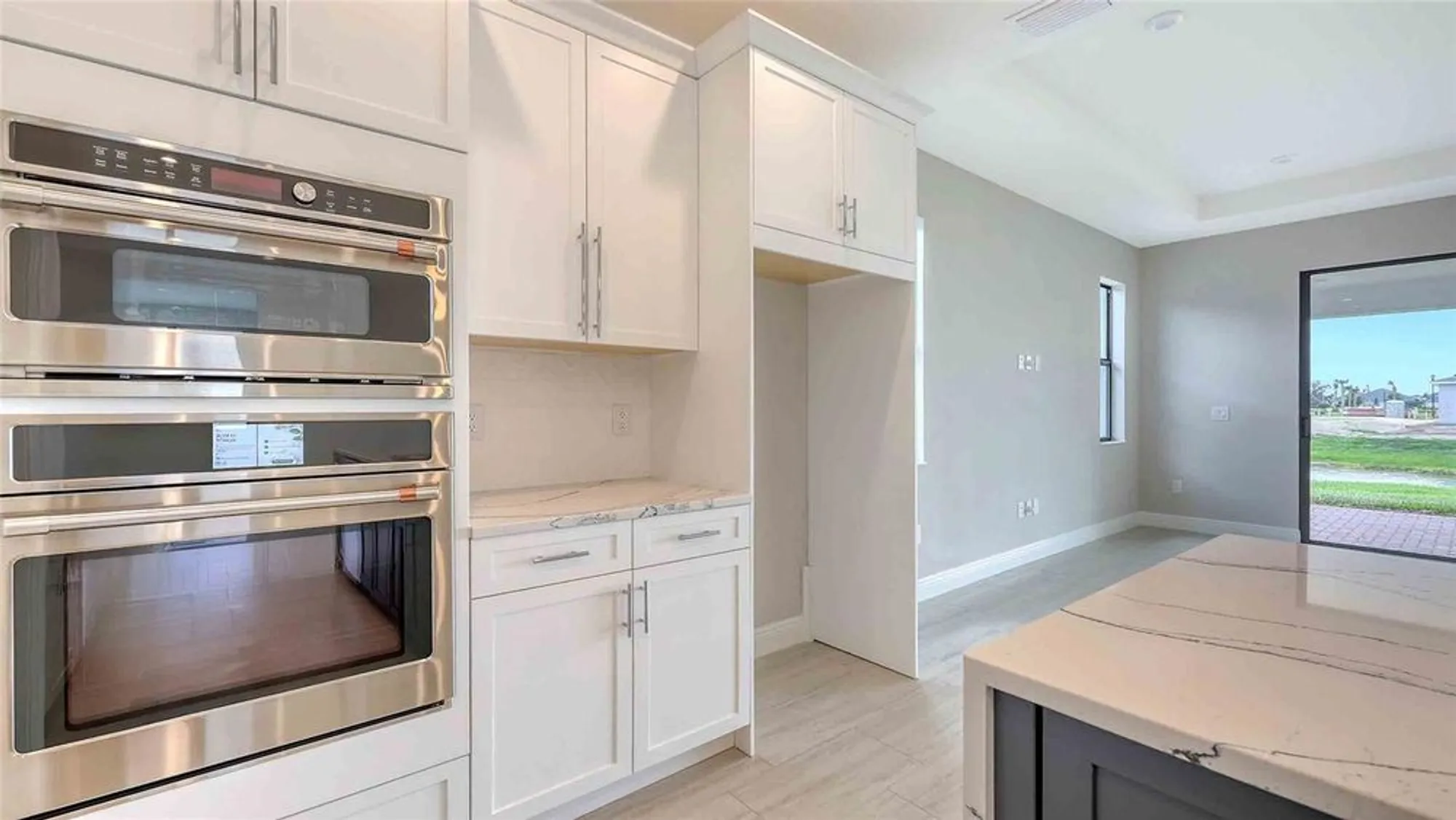 Property Slideshow image 8 of 44 | 14517 coastal woodland ln, Parrish, FL, 34219