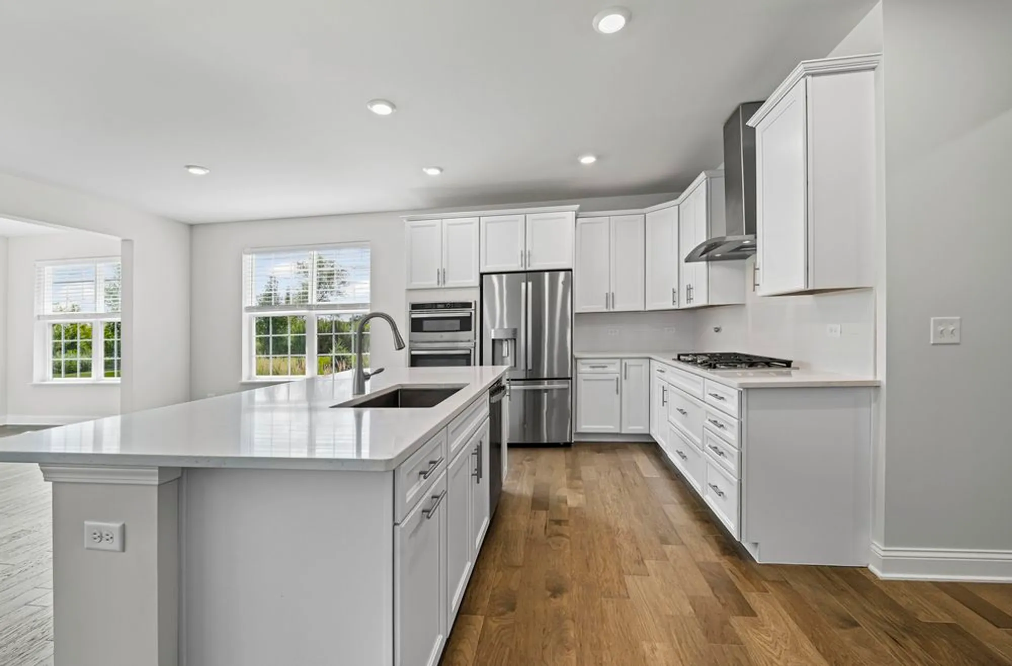 Property Slideshow image 6 of 29 | 1117 black cherry dr, Crystal Lake, IL, 60012