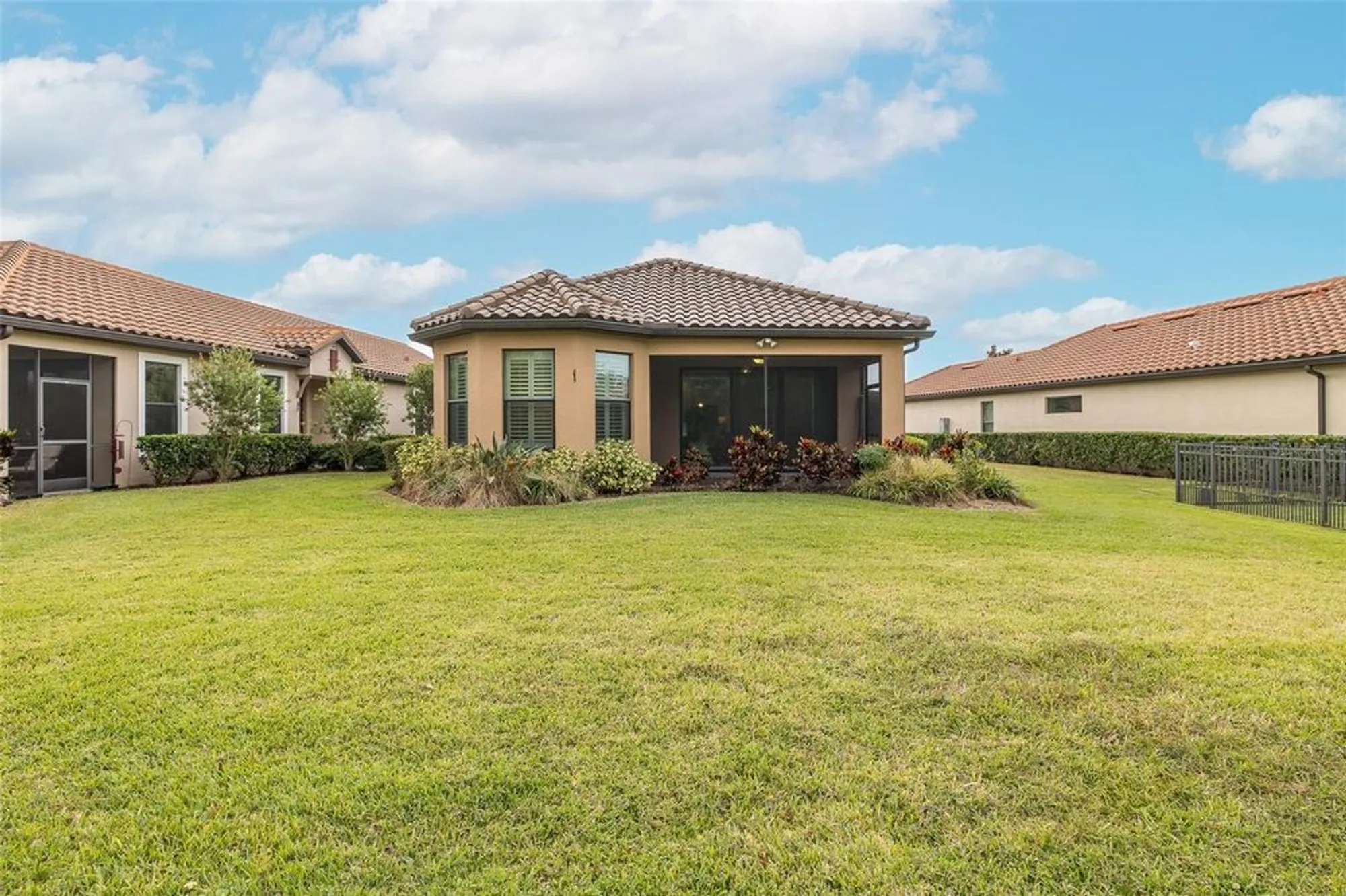 Property Slideshow image 68 of 100 | 11599 callisia dr, Odessa, FL, 33556
