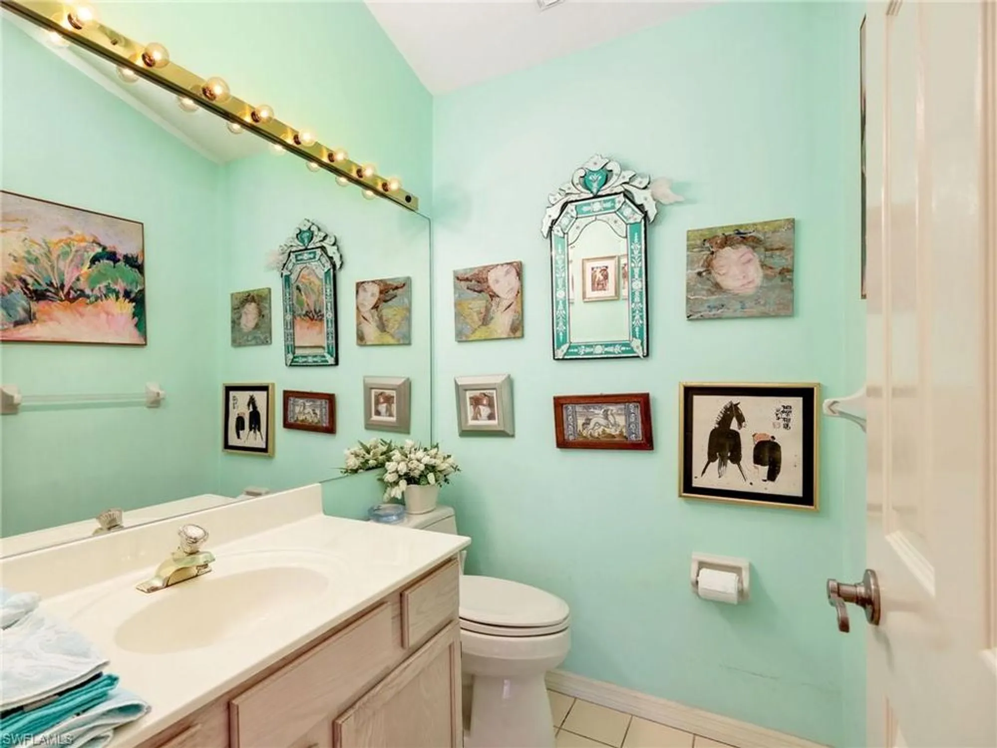 Property Slideshow image 33 of 50 | 232 silverado dr, Naples, FL, 34119