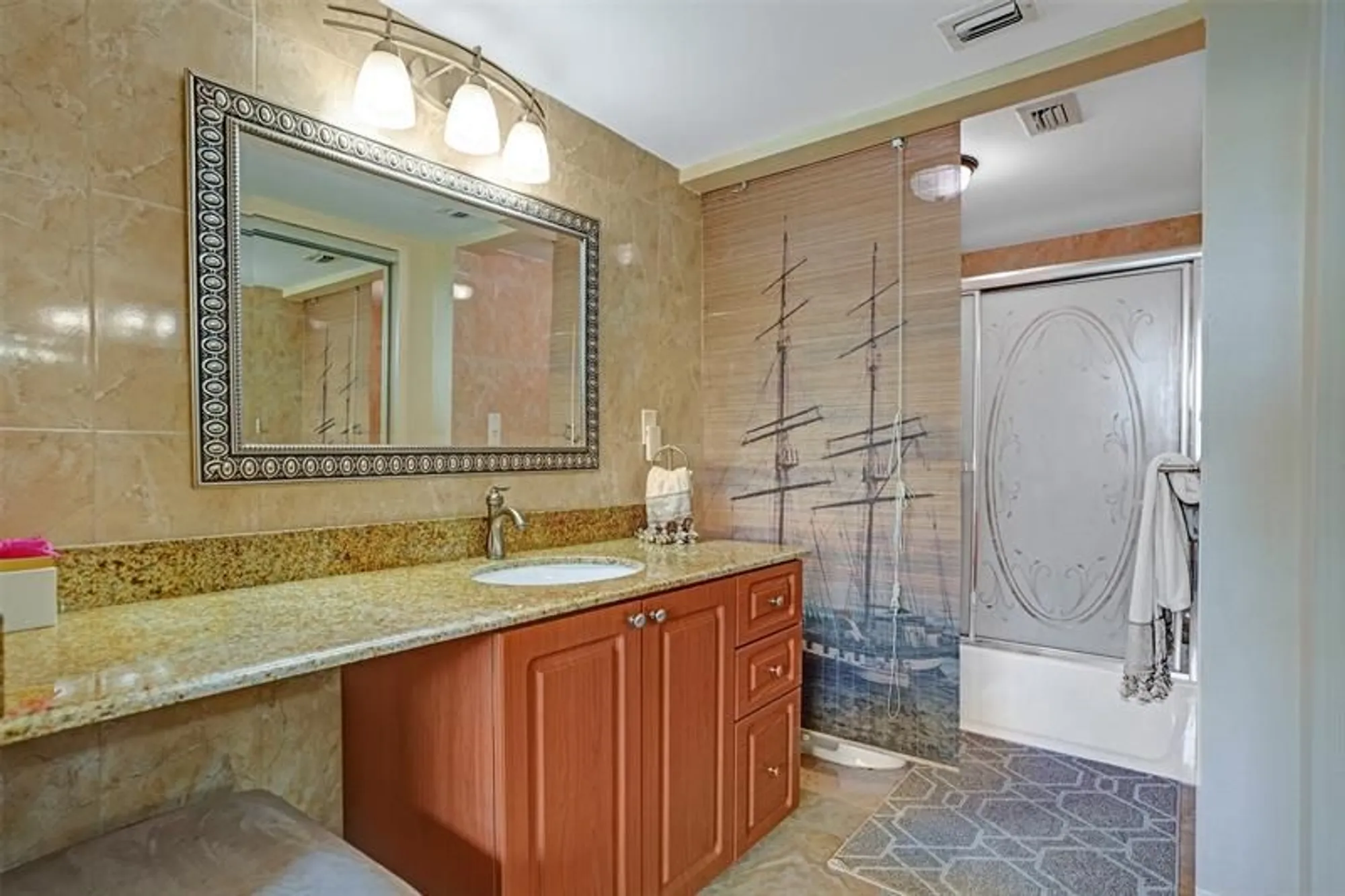 Property Slideshow image 22 of 48 | 1101 colony point cir 403, Pembroke Pines, FL, 33026