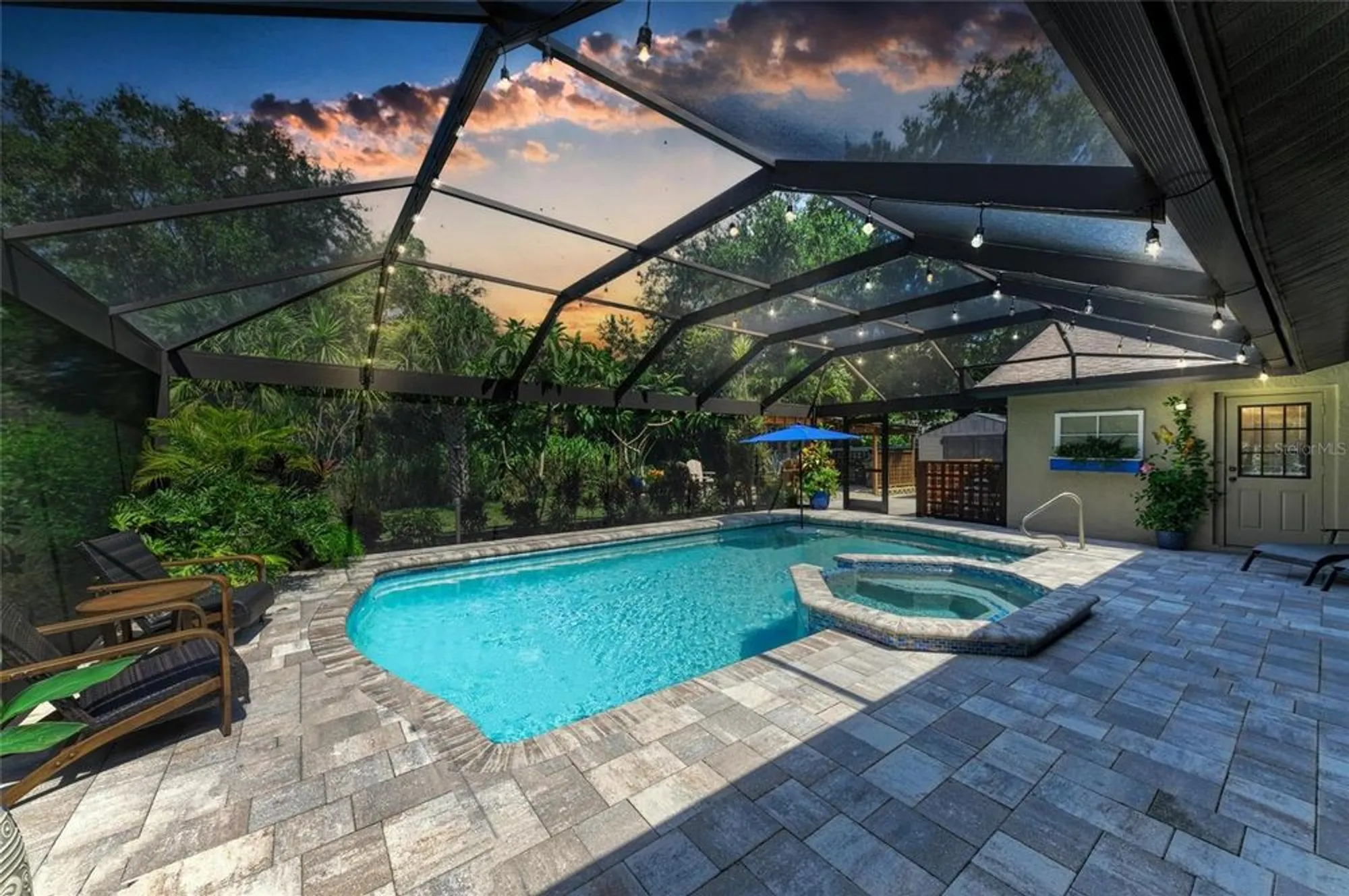 Property Slideshow image 53 of 69 | 8416 palm lakes ct, Sarasota, FL, 34243