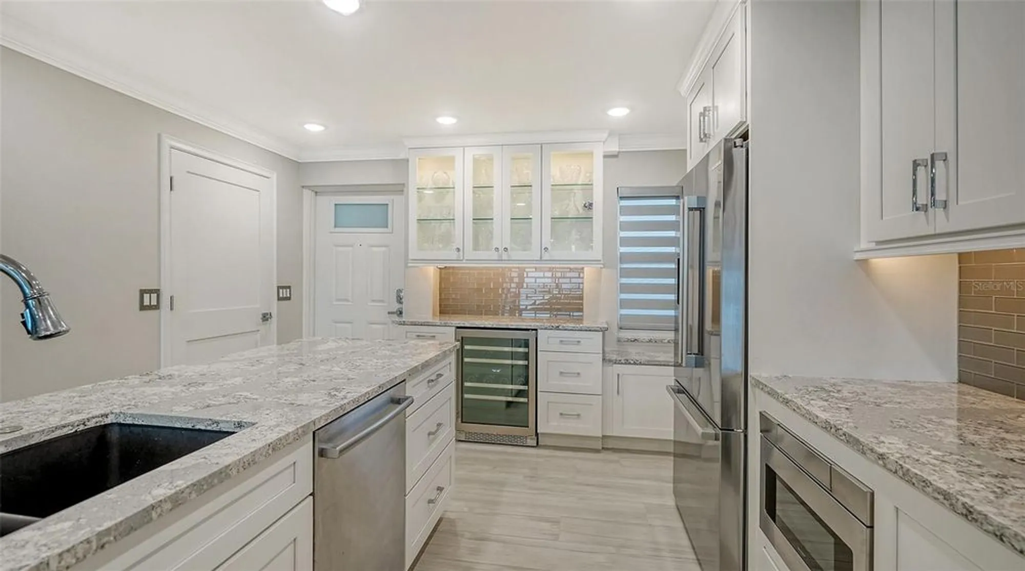 Property Slideshow image 38 of 82 | 19 whispering sands dr apt 1105, Sarasota, FL, 34242