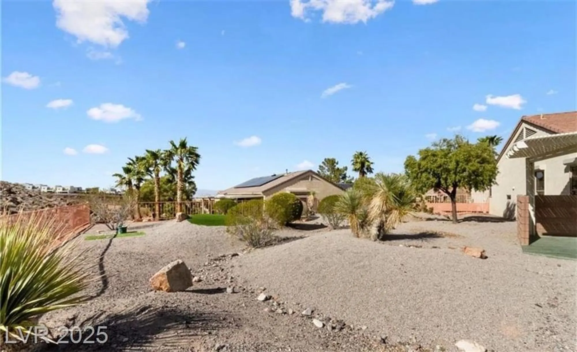 Property Slideshow image 8 of 40 | 2169 tiger willow dr, Henderson, NV, 89012