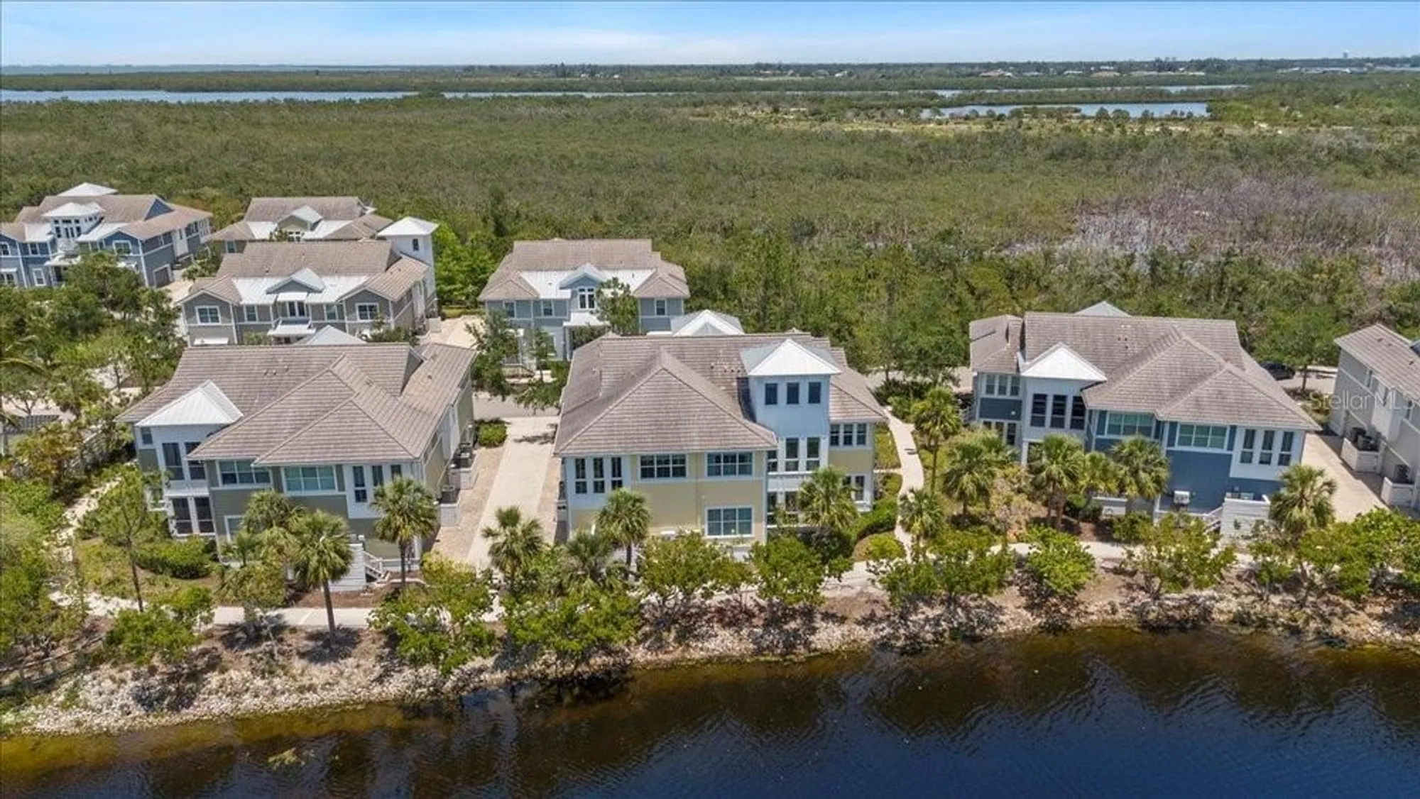Property Slideshow image 62 of 88 | 340 sapphire lake dr 202, Bradenton, FL, 34209