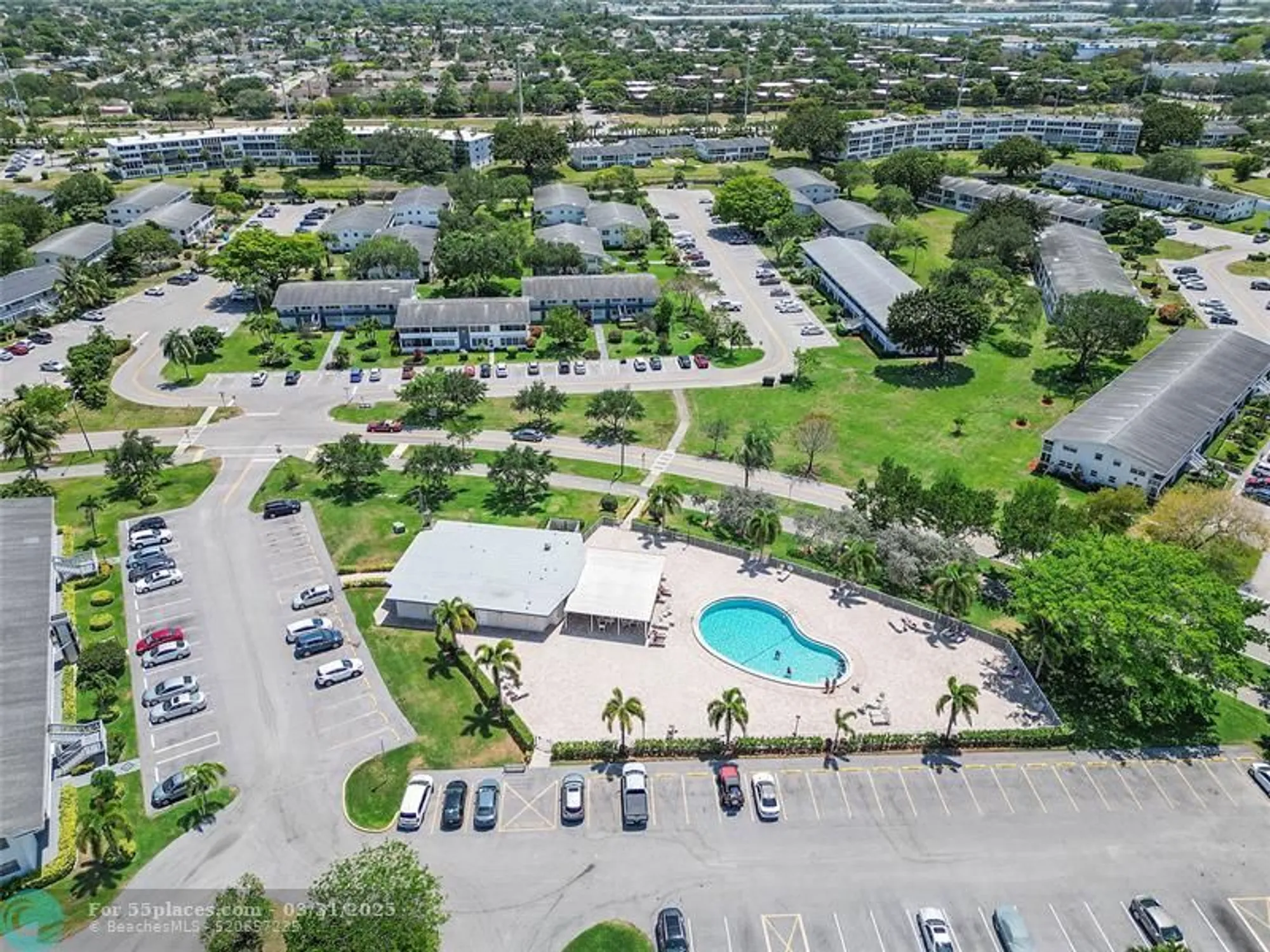 Property Slideshow image 29 of 32 | 190 oakridge m # 190, Deerfield Beach, FL, 33442