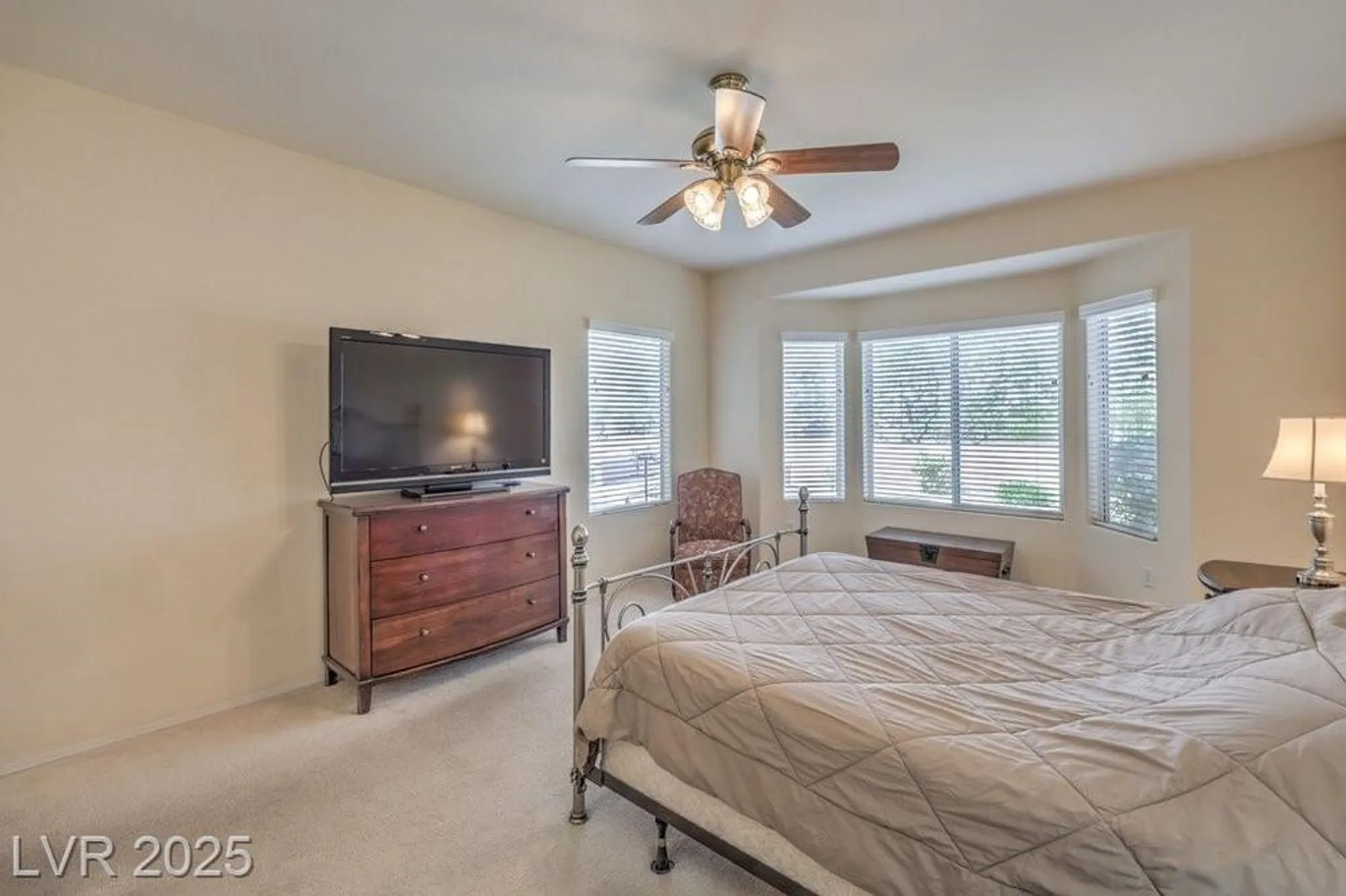Property Slideshow image 37 of 72 | 2095 colvin run dr, Henderson, NV, 89052