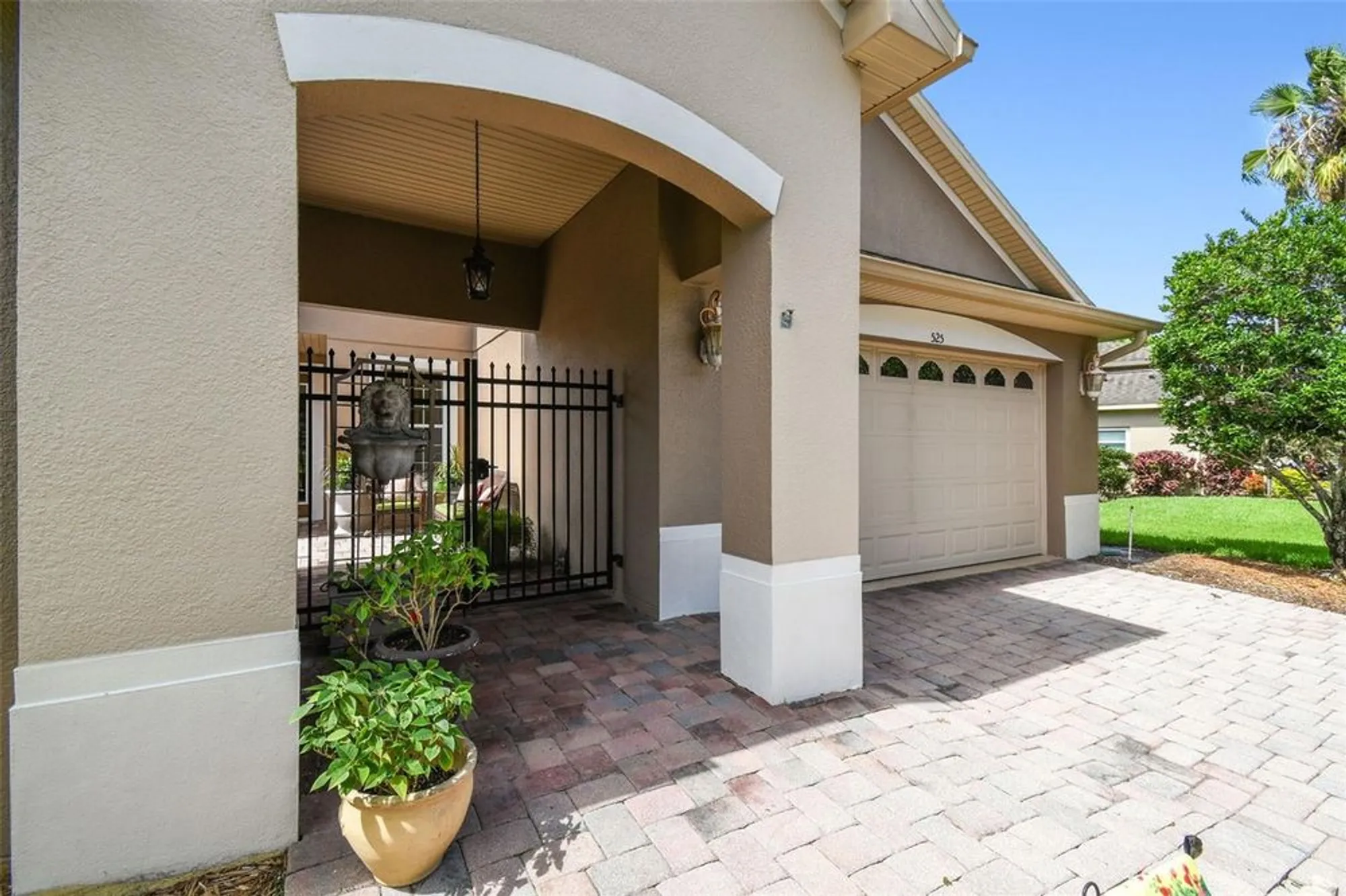 Property Slideshow image 5 of 93 | 525 genoa dr, Kissimmee, FL, 34759