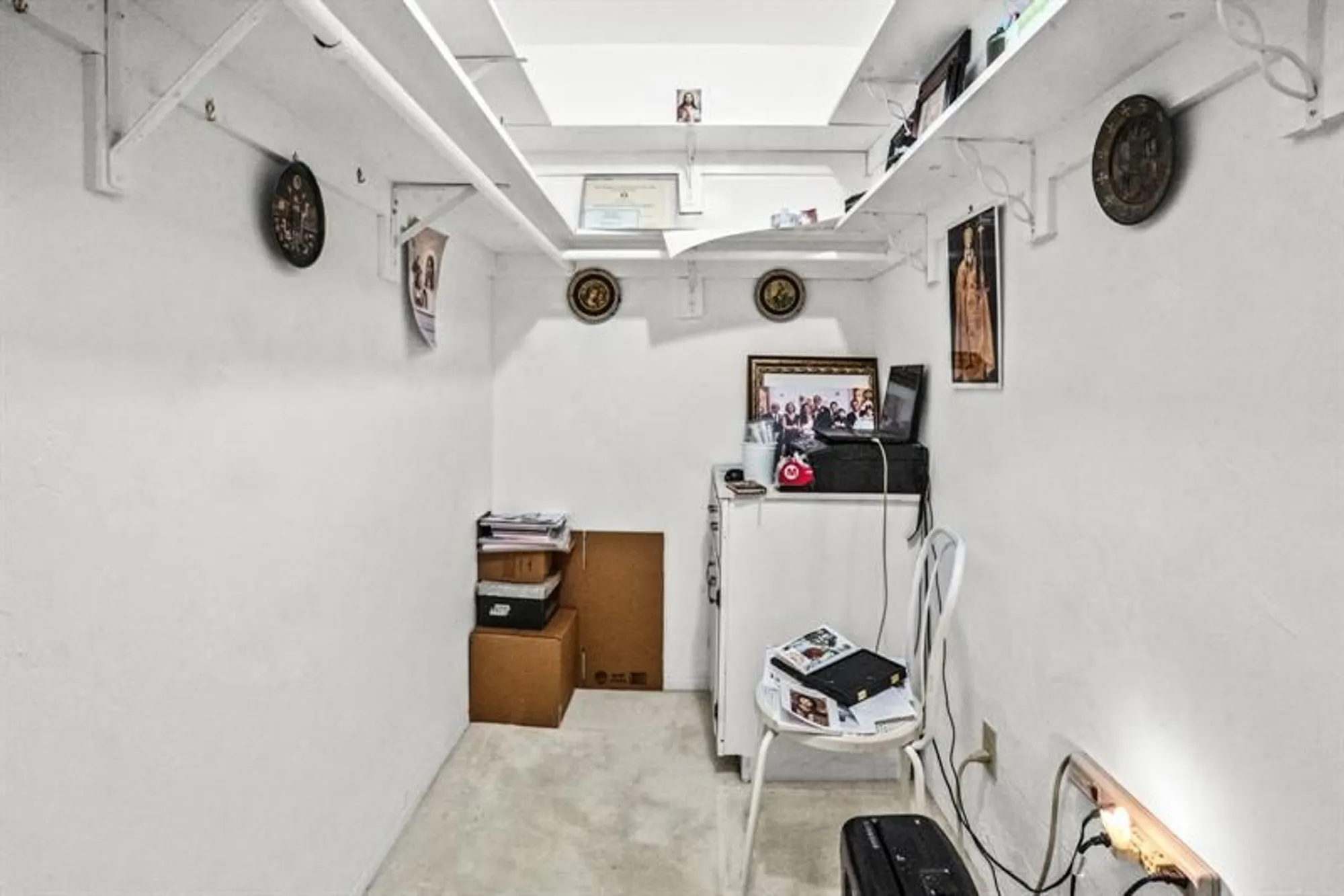 Property Slideshow image 20 of 27 | 3300 ne 36th st 201, Fort Lauderdale, FL, 33308