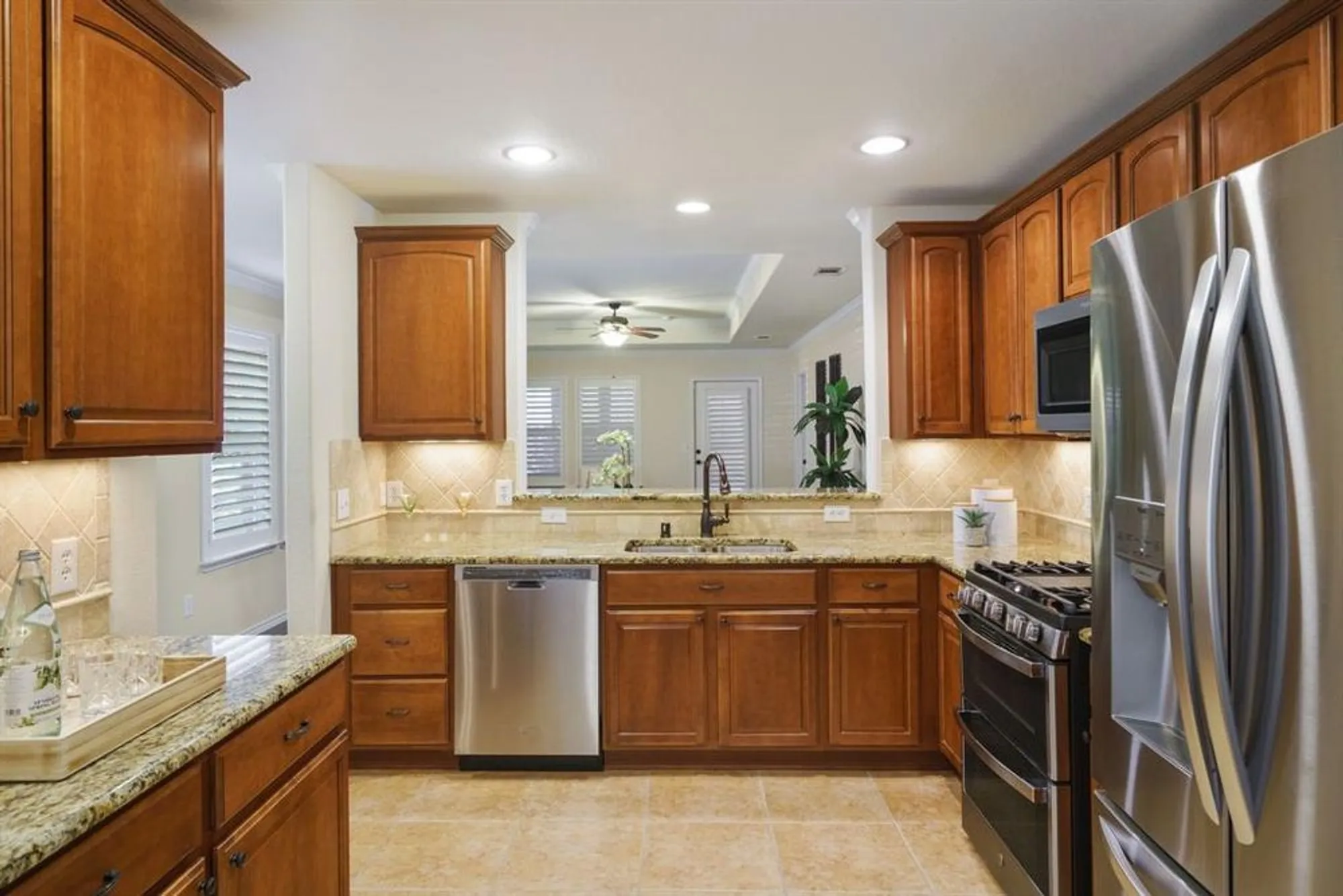 Property Slideshow image 11 of 33 | 7592 wiley ln, Frisco, TX, 75036