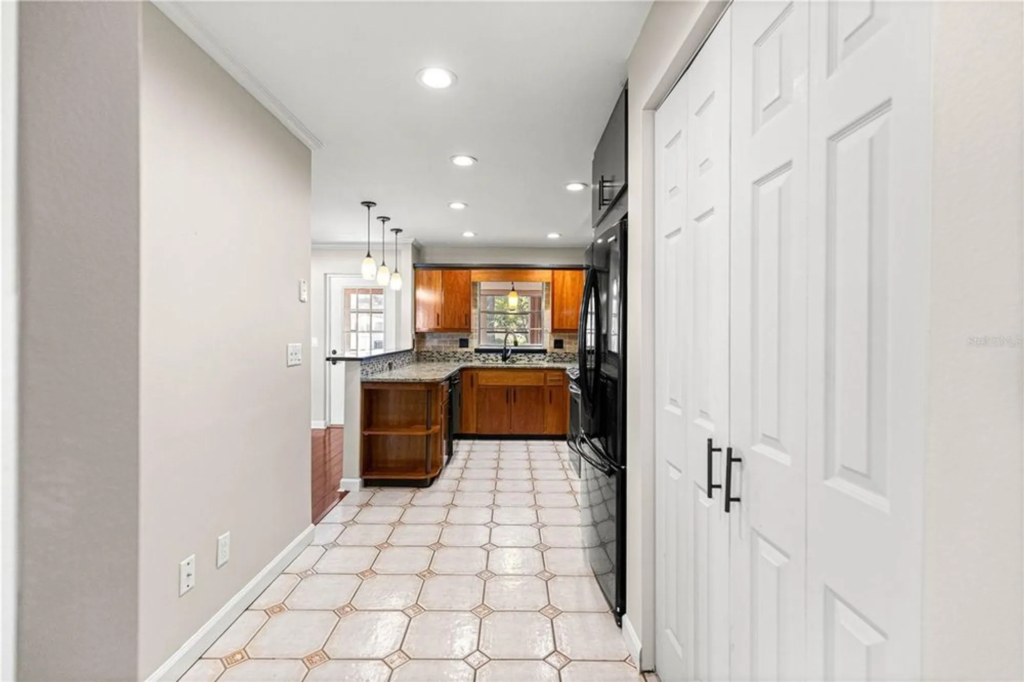 Property Slideshow image 6 of 36 | 8738 sw 95th ln b, Ocala, FL, 34481