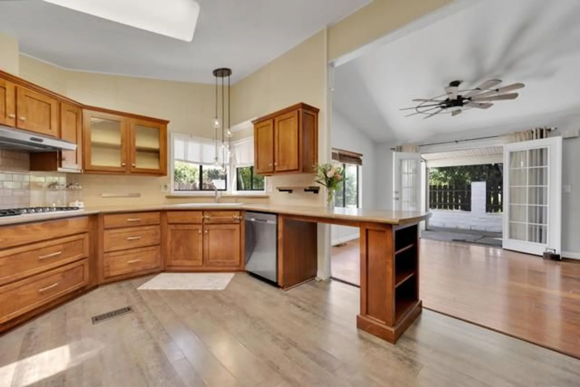 Property Slideshow image 22 of 45 | 38020 calle confite, Murrieta, CA, 92563