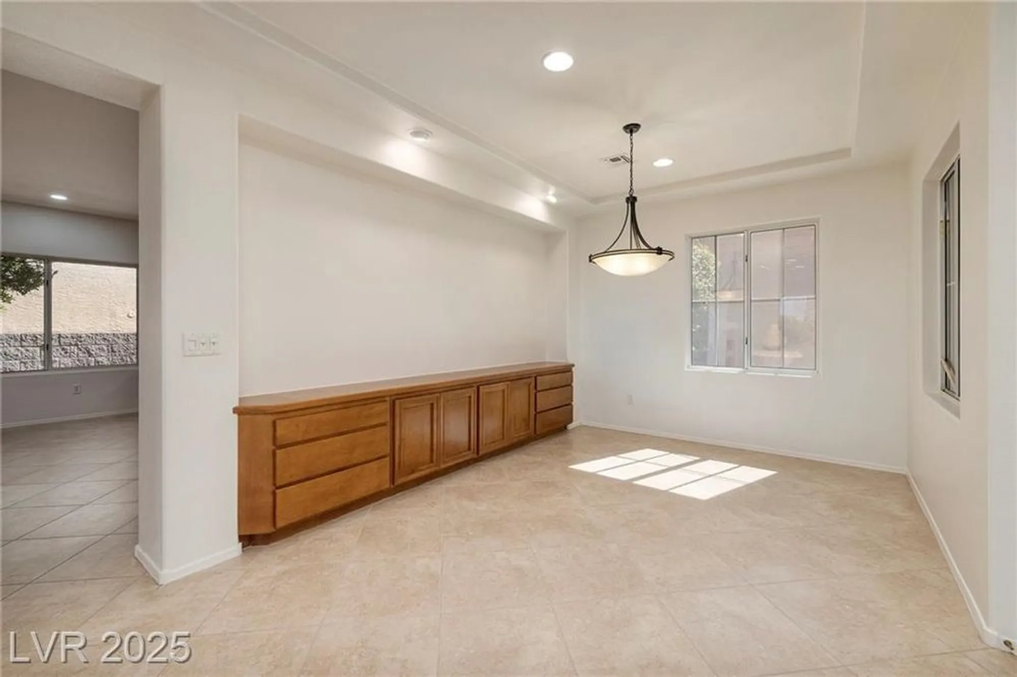 Property Slideshow image 9 of 50 | 1691 wellington springs ave, Henderson, NV, 89052