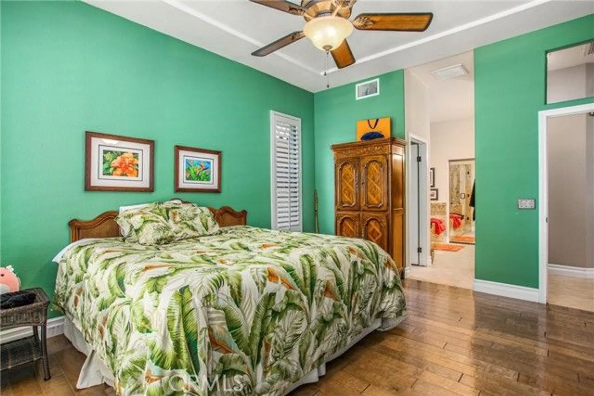 Property Slideshow image 16 of 37 | 2012 melbourne cir, Banning, CA, 92220