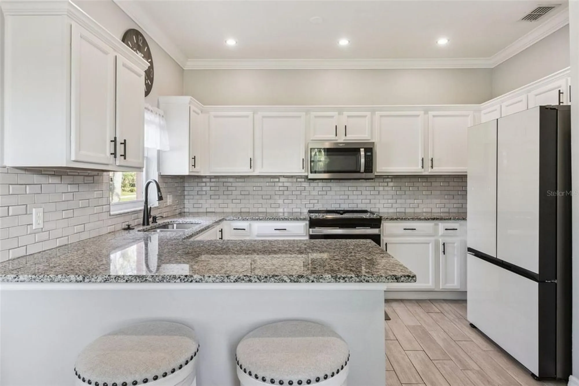 Property Slideshow image 5 of 36 | 274 marabella loop, Kissimmee, FL, 34759