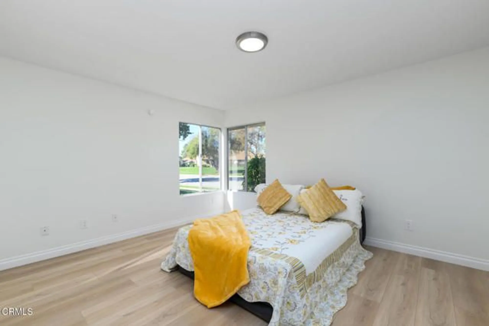Property Slideshow image 10 of 38 | 24121 village 24, Camarillo, CA, 93012