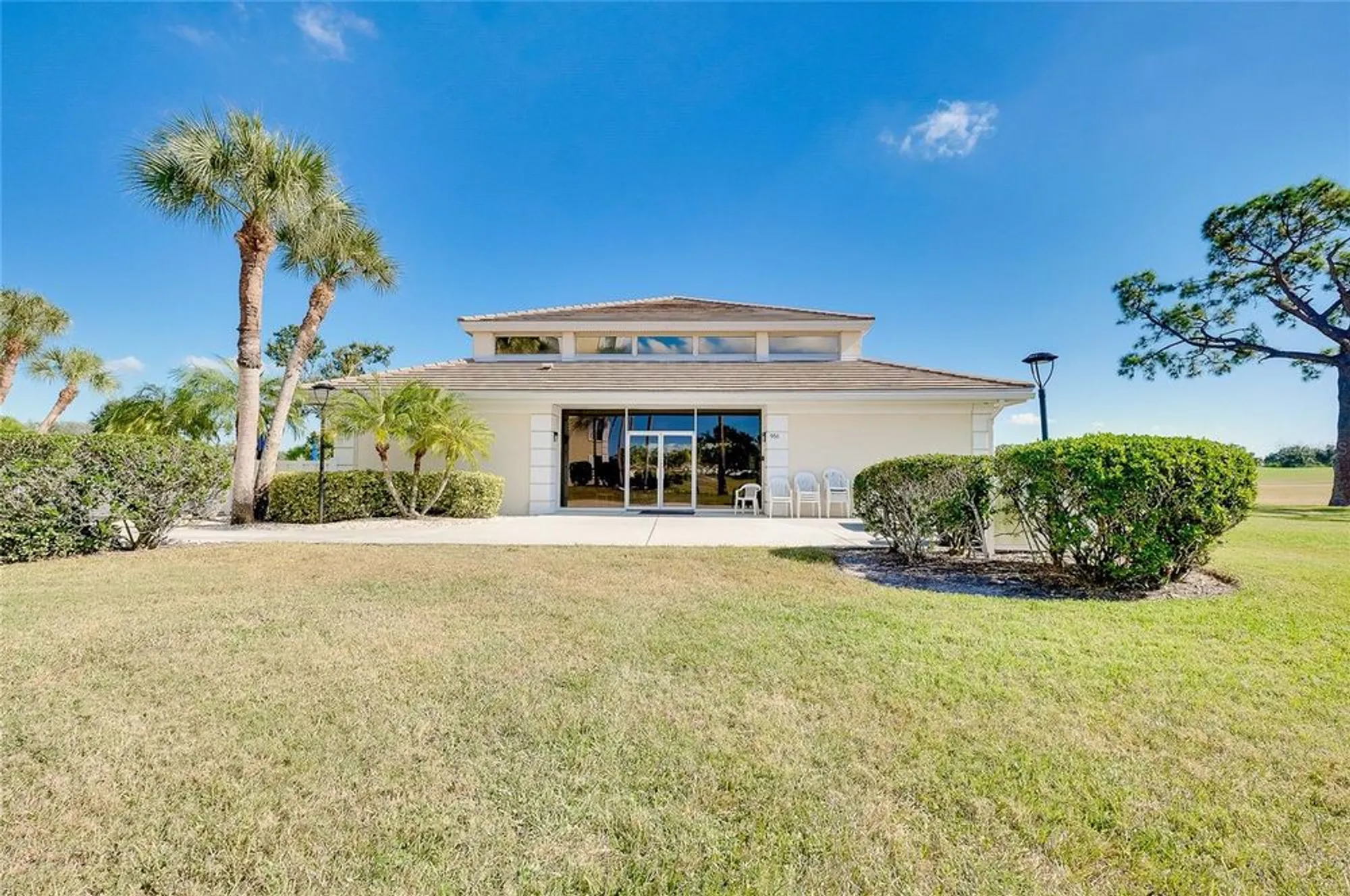 Property Slideshow image 61 of 90 | 929 wexford blvd # 929, Venice, FL, 34293