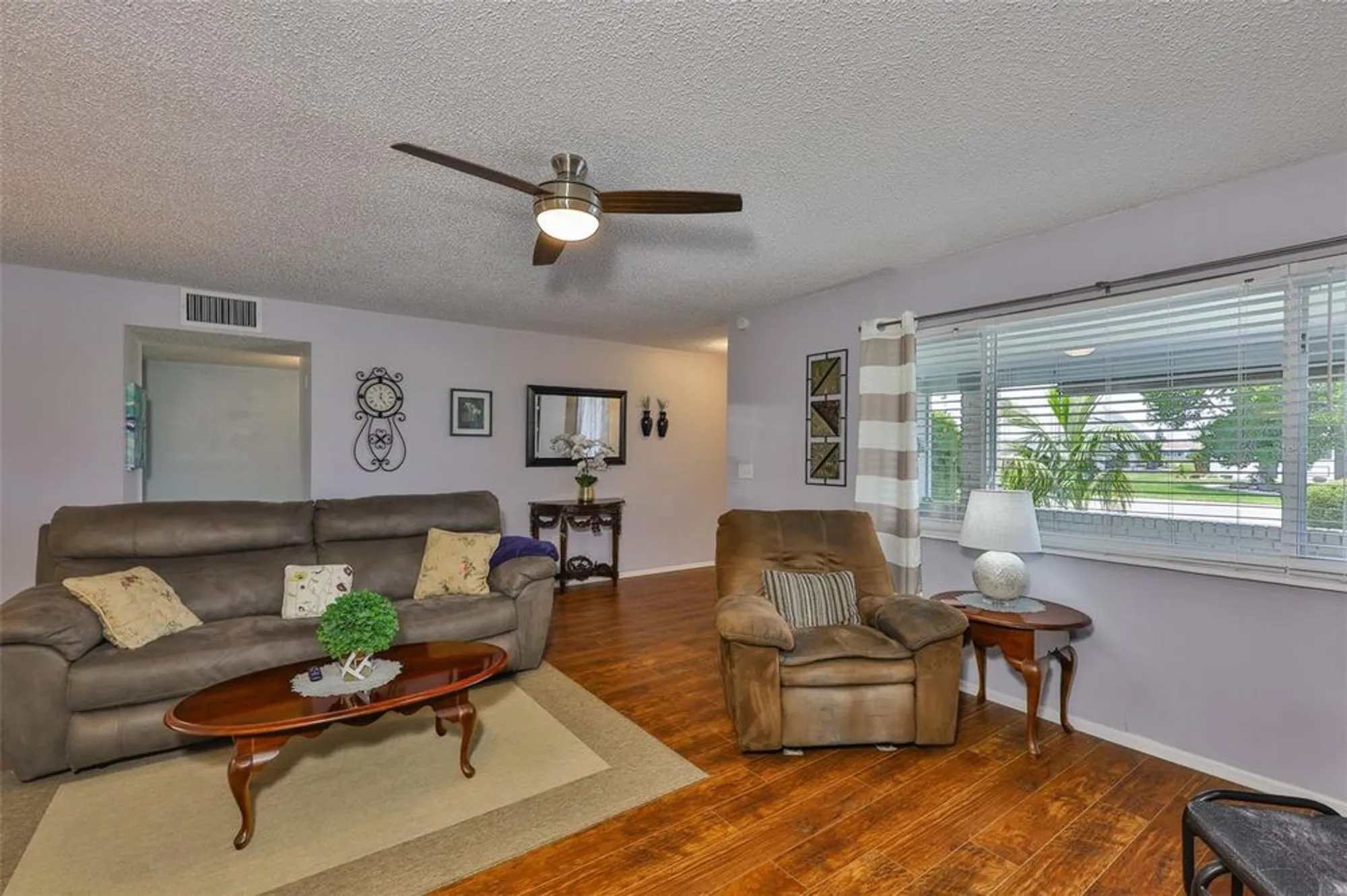 Property Slideshow image 5 of 48 | 613 la jolla ave, Sun City Center, FL, 33573