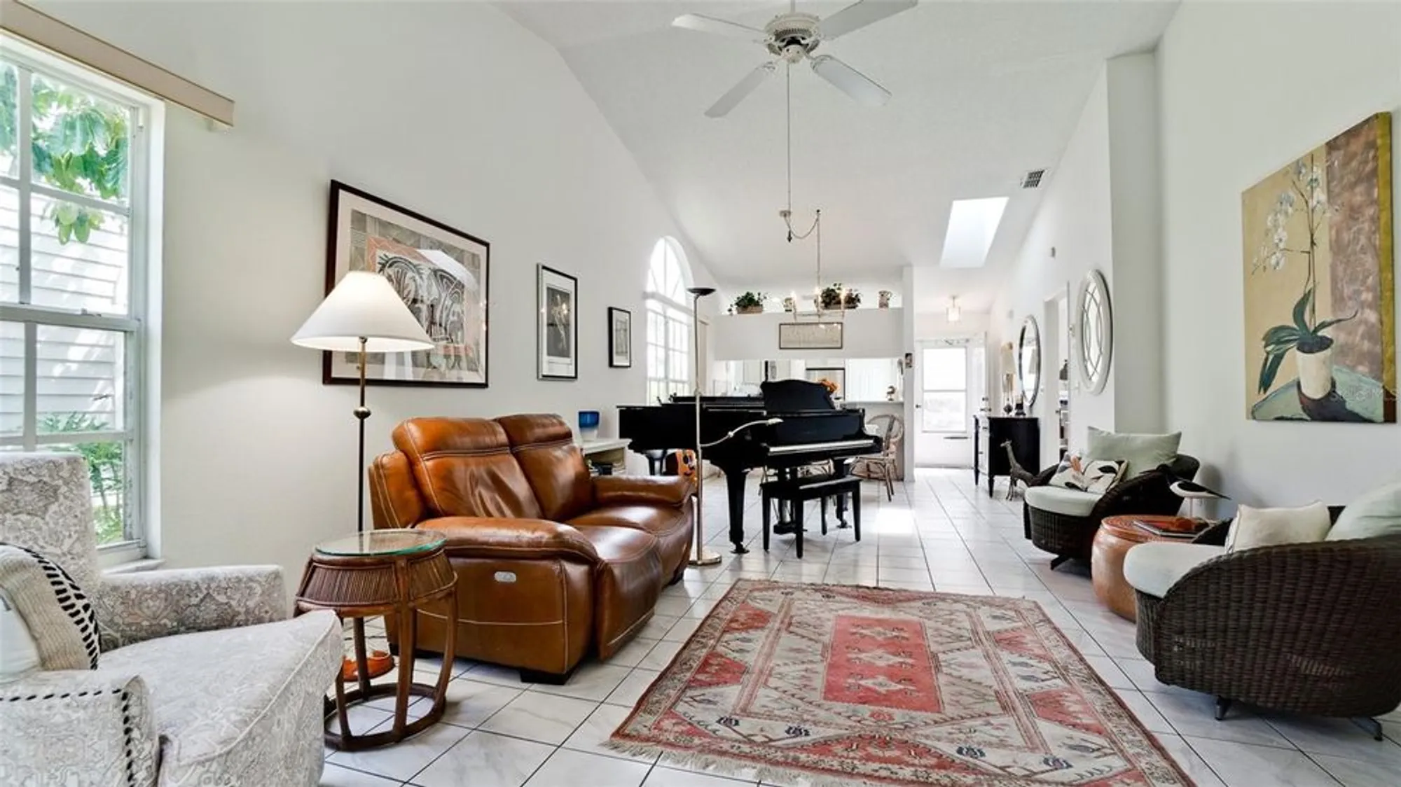 Property Slideshow image 9 of 46 | 512 sanderling cir, Bradenton, FL, 34209