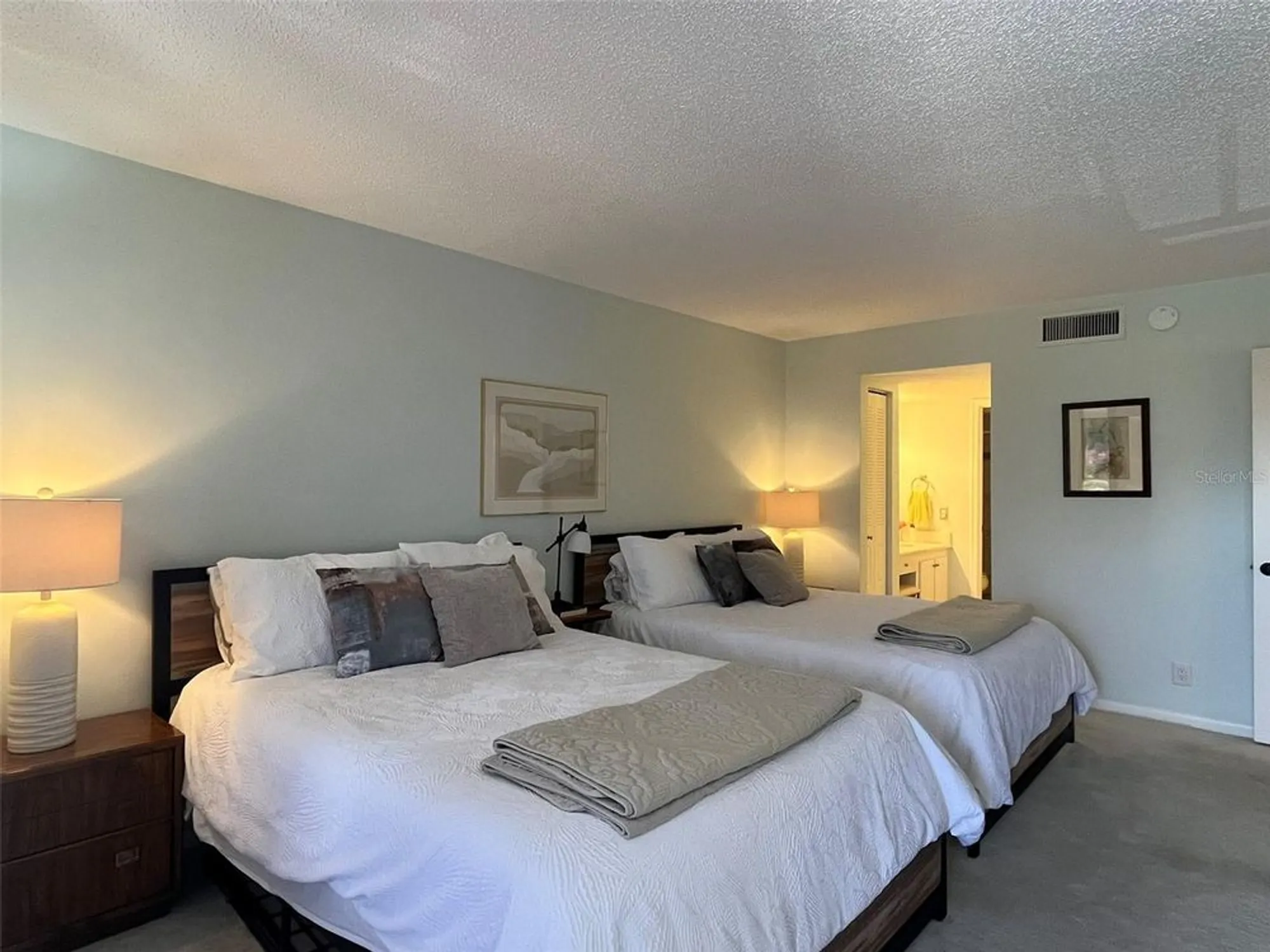 Property Slideshow image 20 of 32 | 6218 palma del mar blvd s apt 303, St Petersburg, FL, 33715