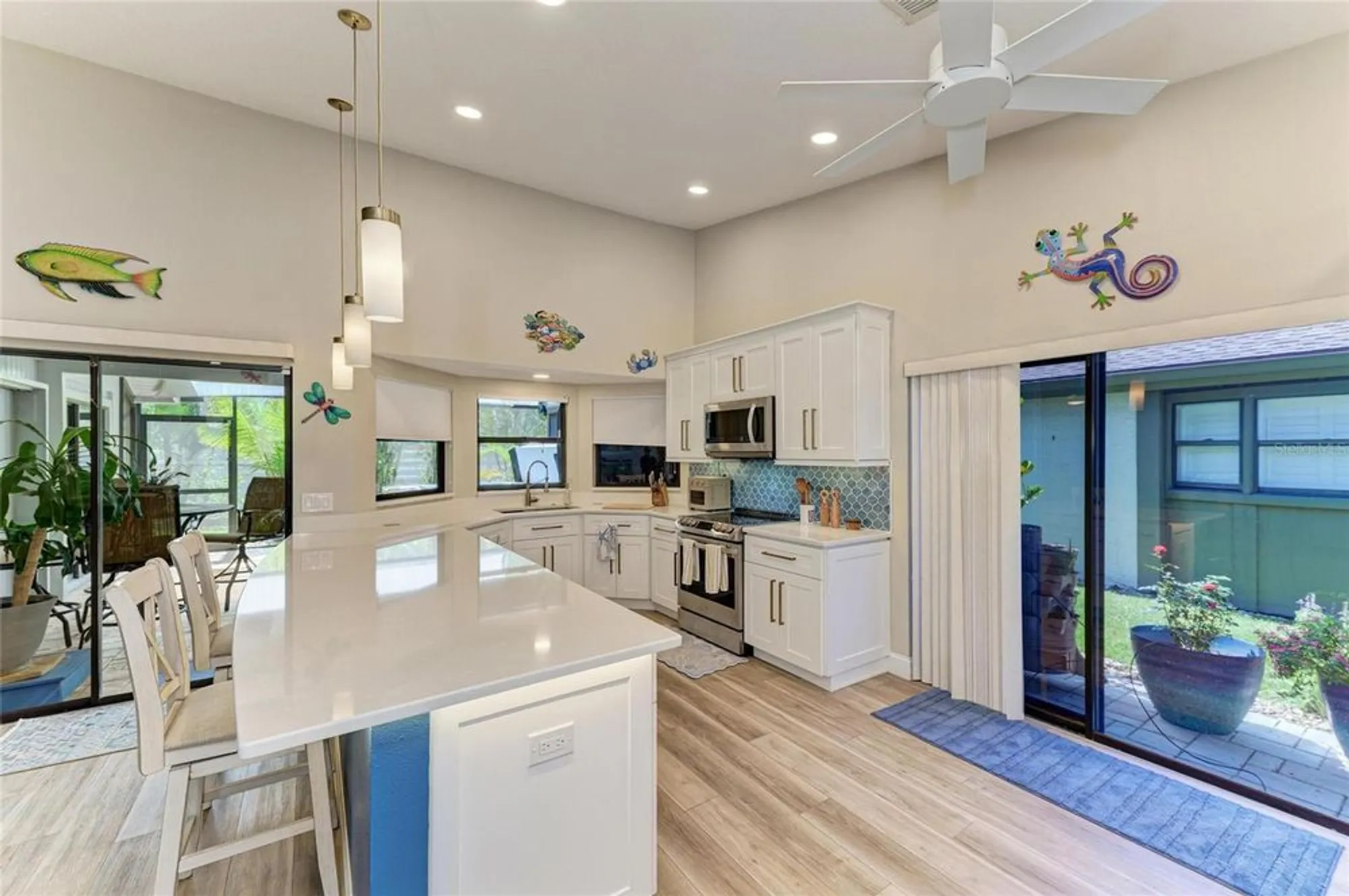Property Slideshow image 15 of 50 | 7865 pine trace dr, Sarasota, FL, 34243