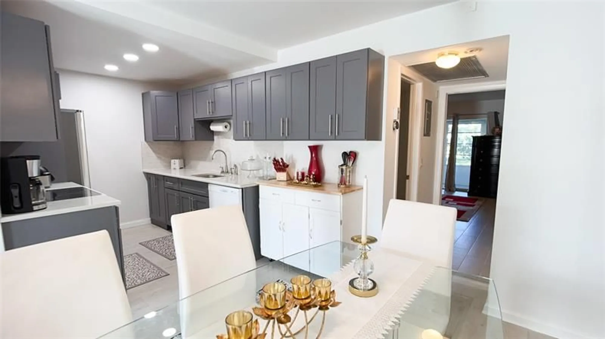 Property Slideshow image 8 of 49 | 1069 newport q # 1069, Deerfield Beach, FL, 33442