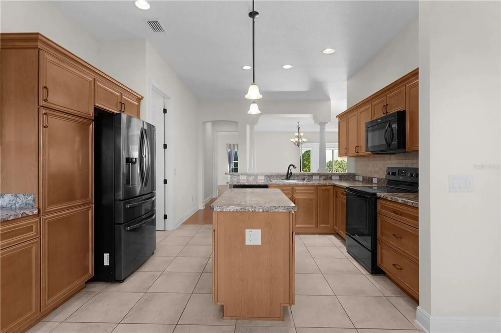 Property Slideshow image 20 of 51 | 2935 cedar grove loop, The Villages, FL, 32163