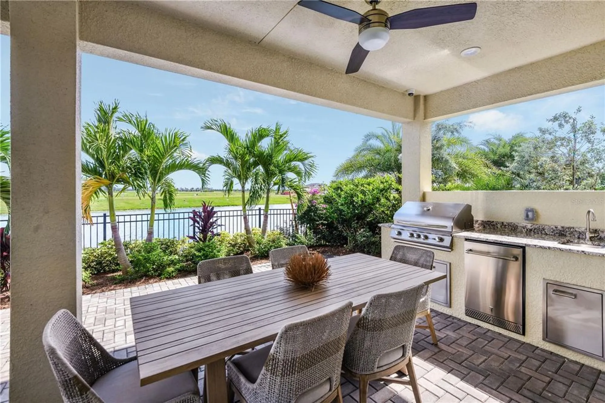 Property Slideshow image 34 of 66 | 18402 rockport pl, Lakewood Ranch, FL, 34211