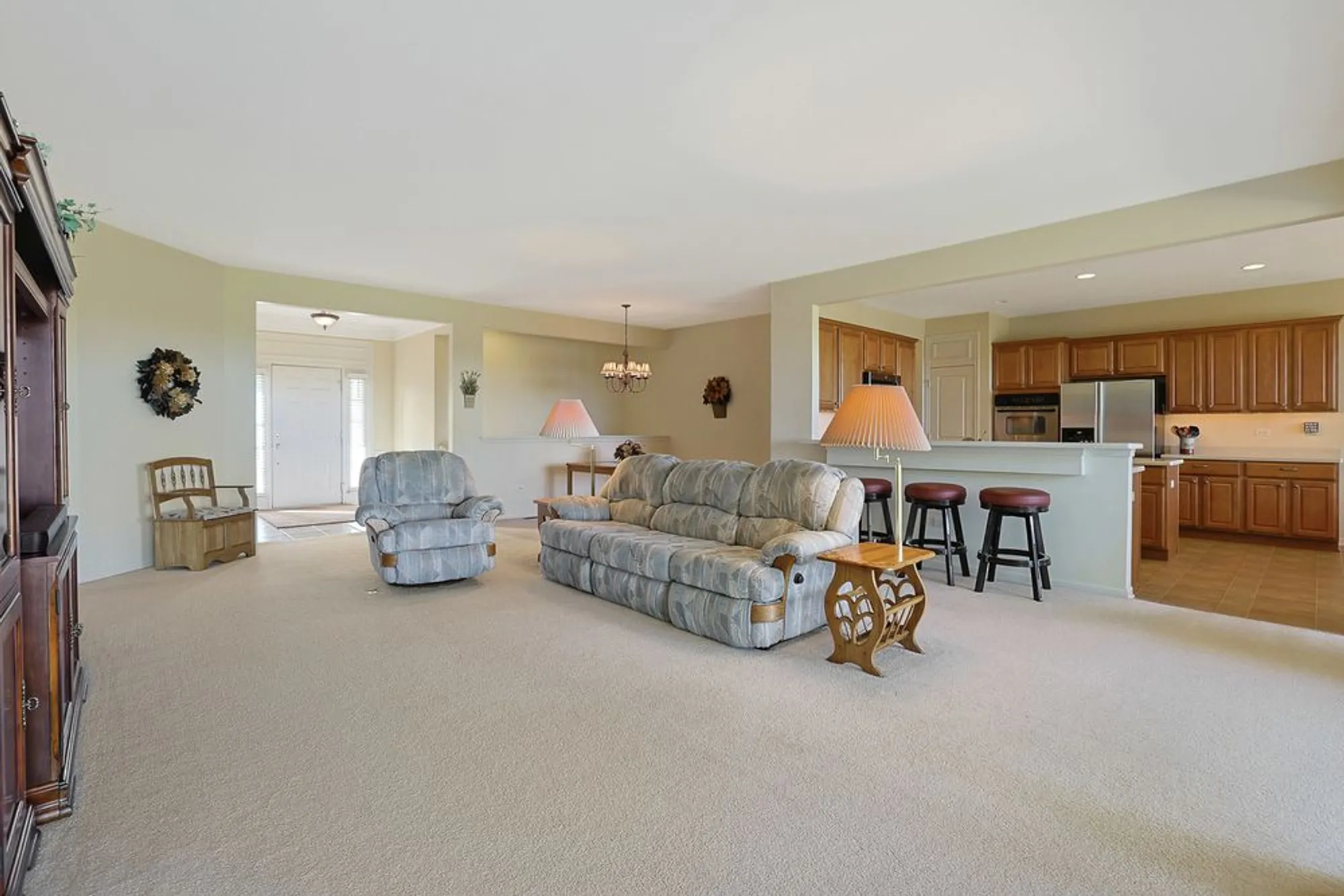 Property Slideshow image 12 of 43 | 12770 timber creek dr, Huntley, IL, 60142