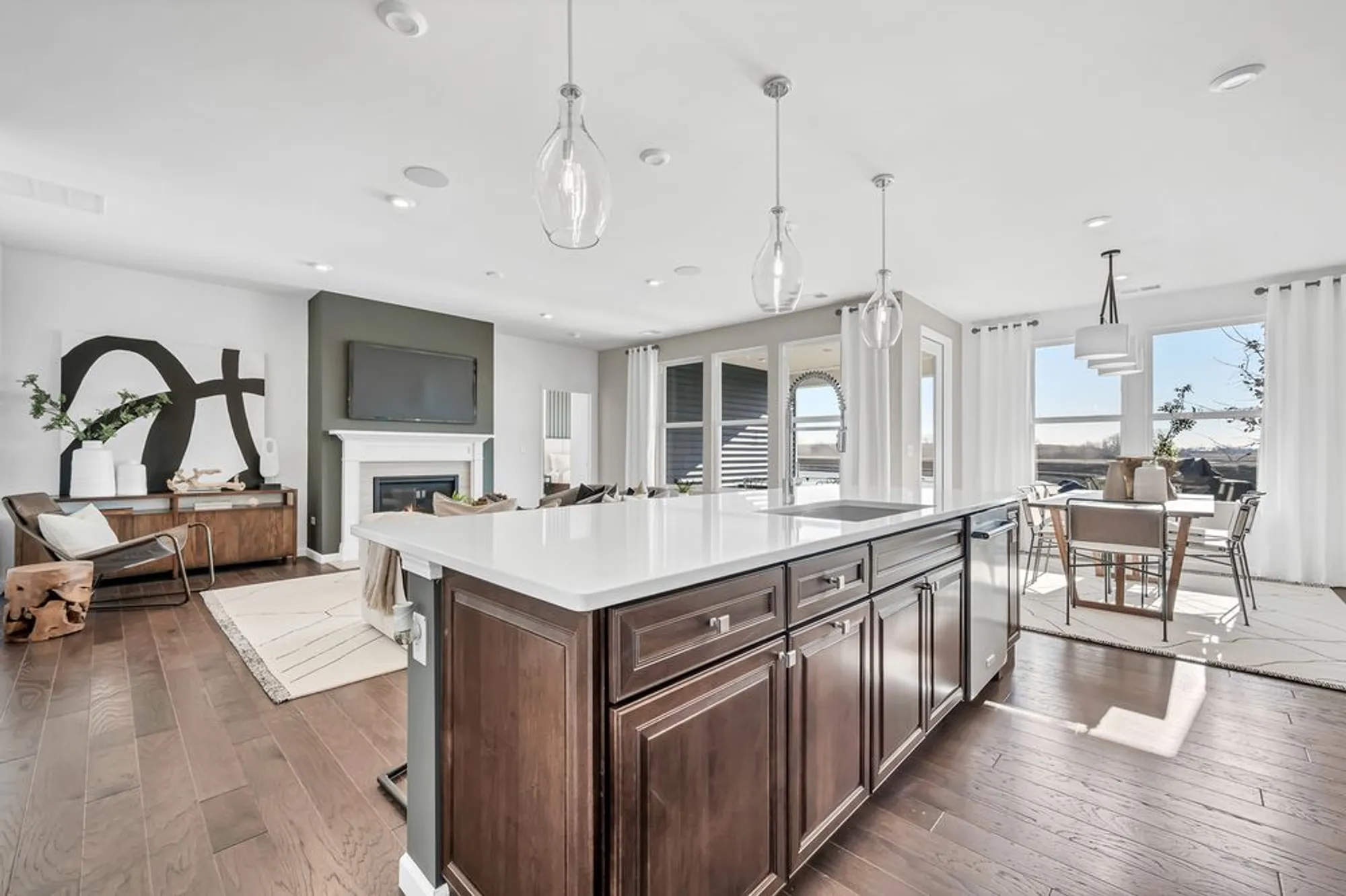 Property Slideshow image 5 of 20 | 3258 mirehaven ct, Aurora, IL, 60503