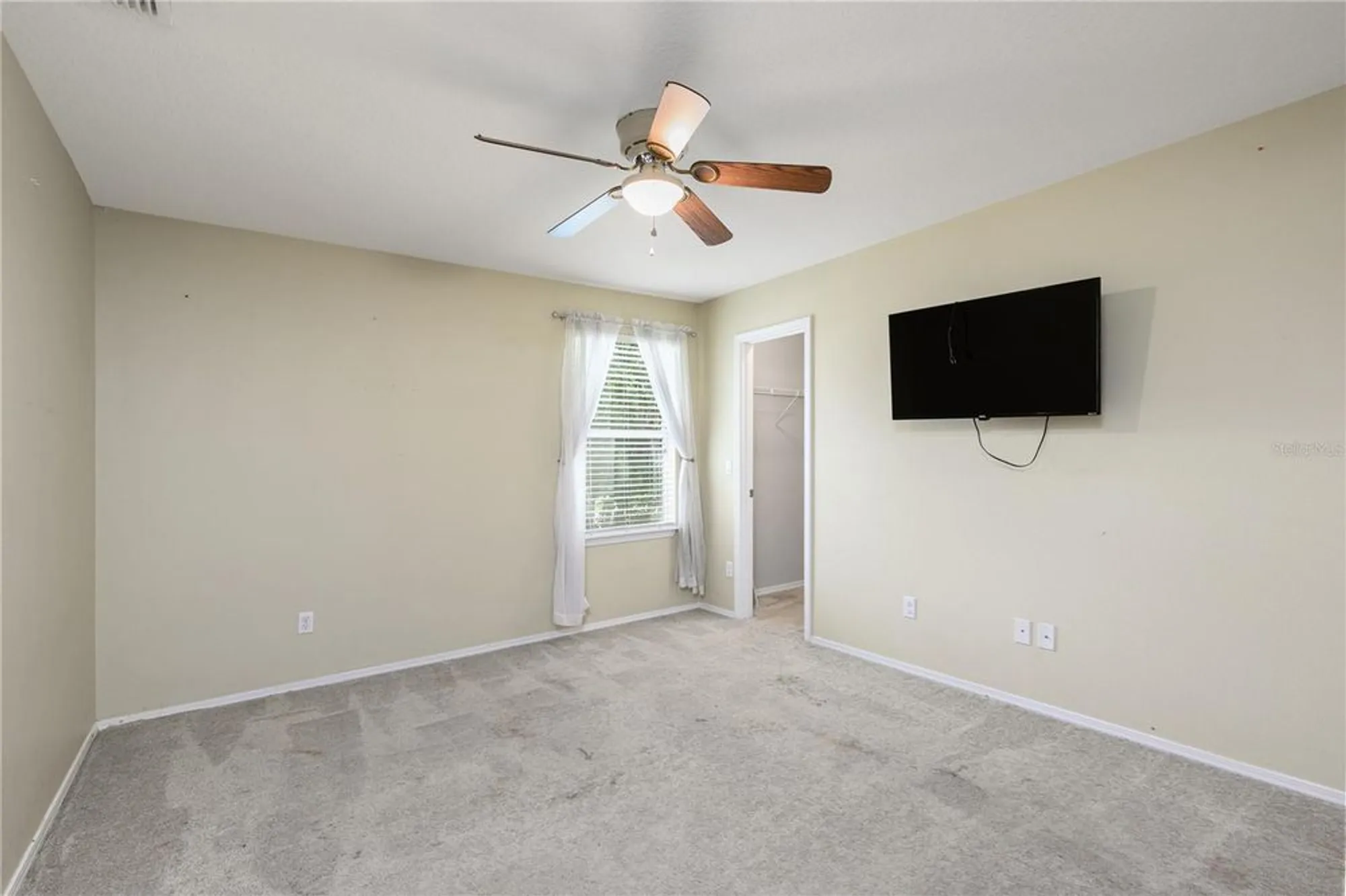 Property Slideshow image 25 of 45 | 30304 cheval st, Mount Dora, FL, 32757